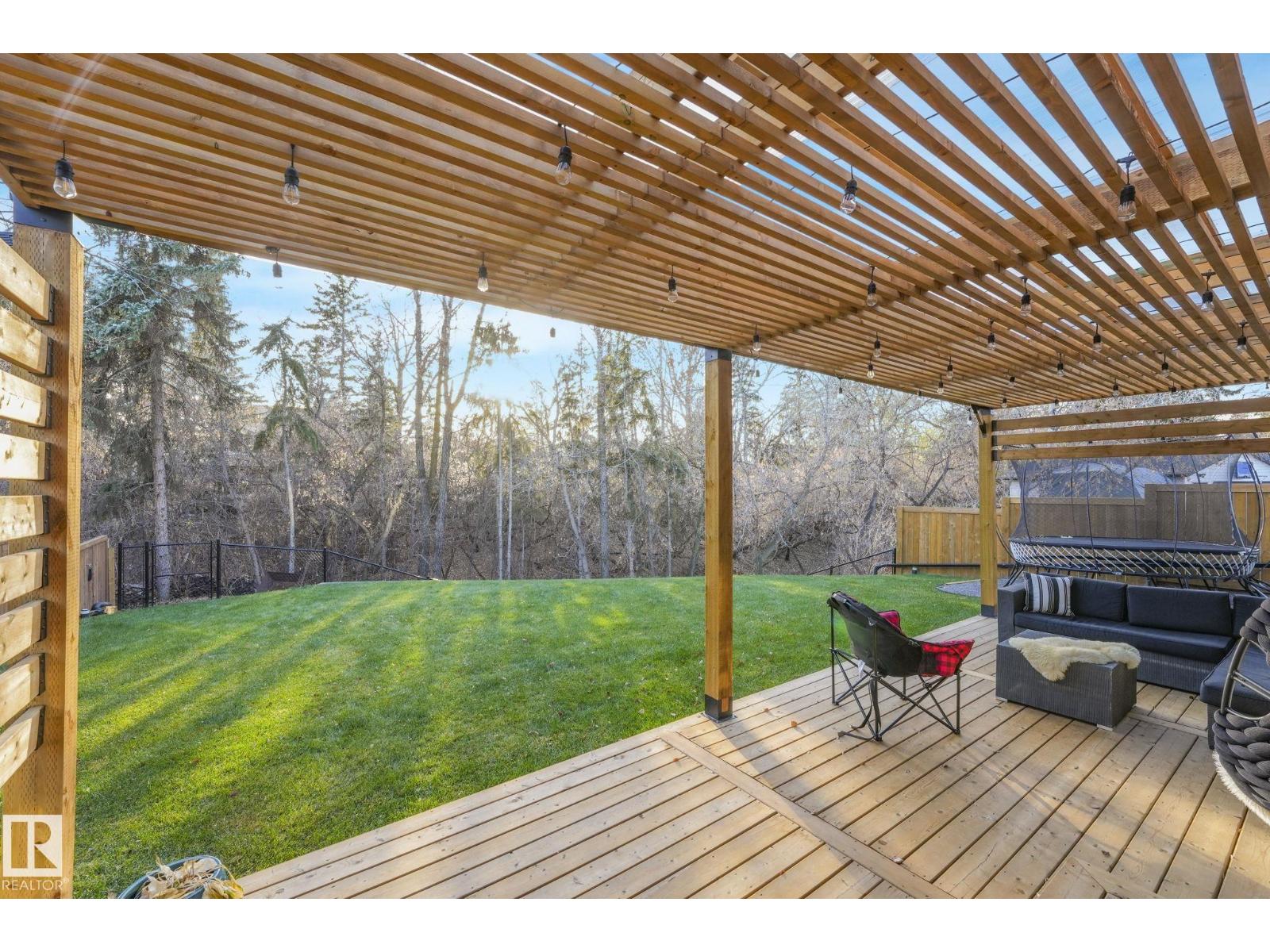 14623 MACKENZIE DR NW, Edmonton