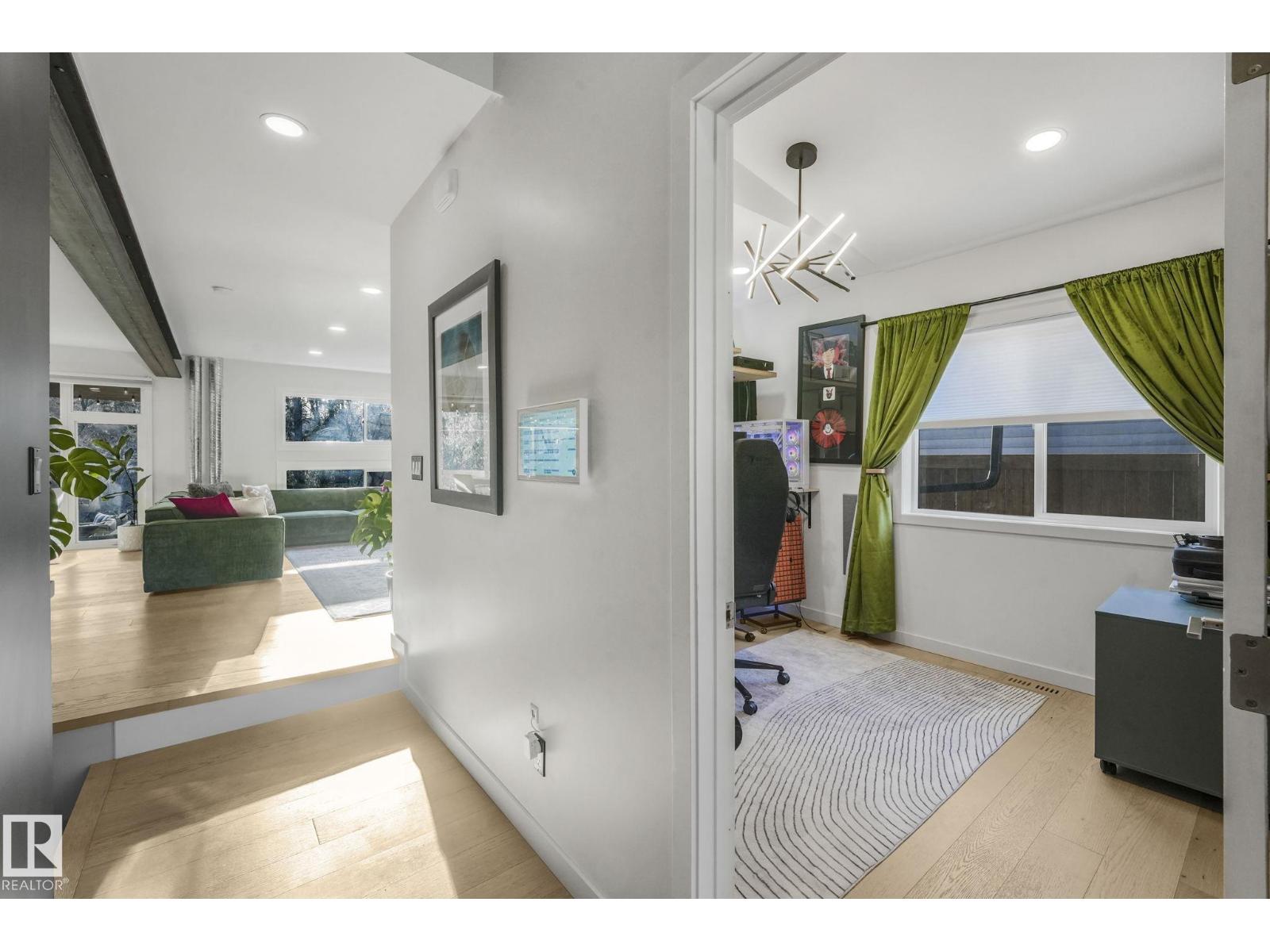 14623 MACKENZIE DR NW, Edmonton