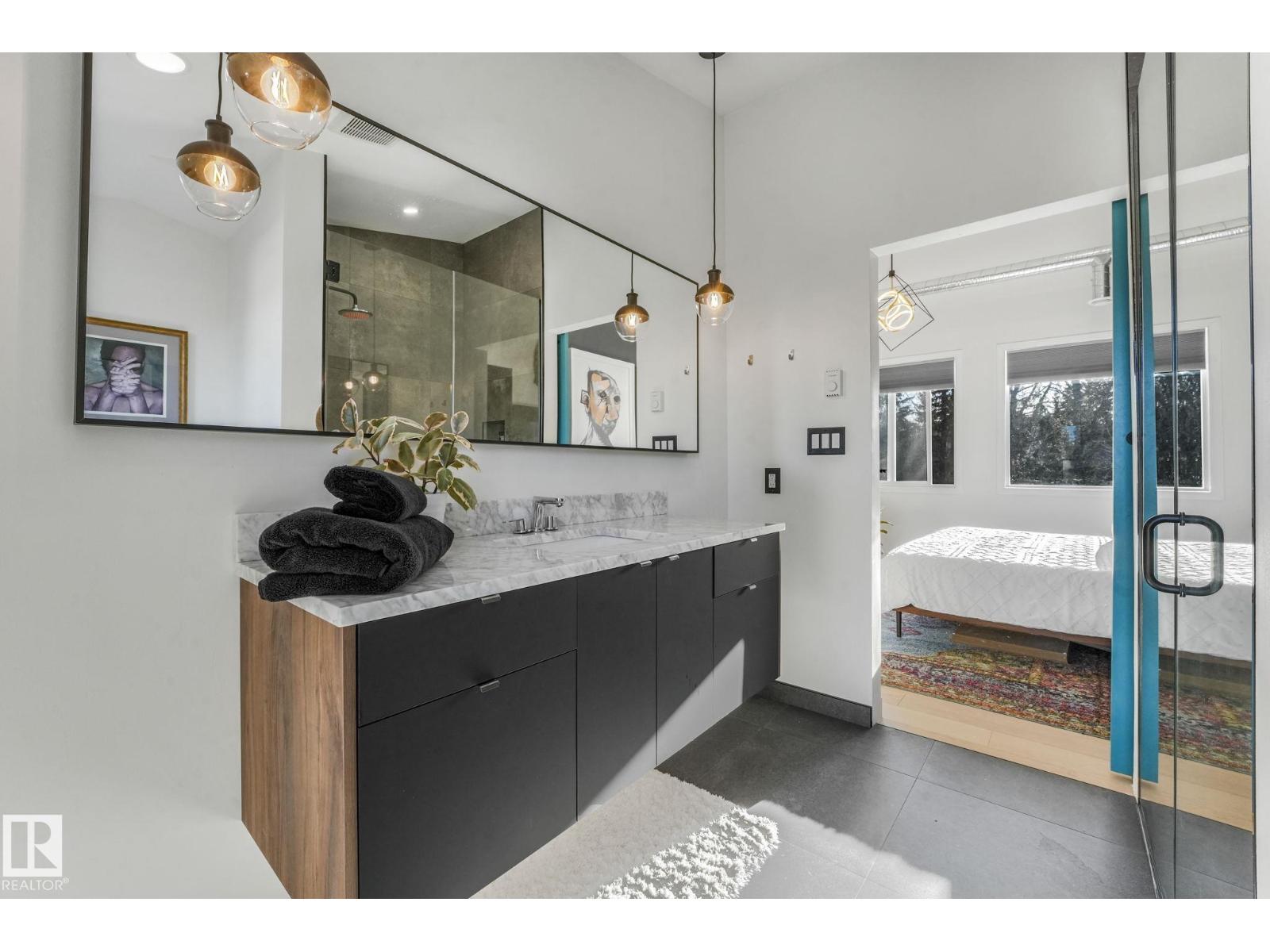 14623 MACKENZIE DR NW, Edmonton