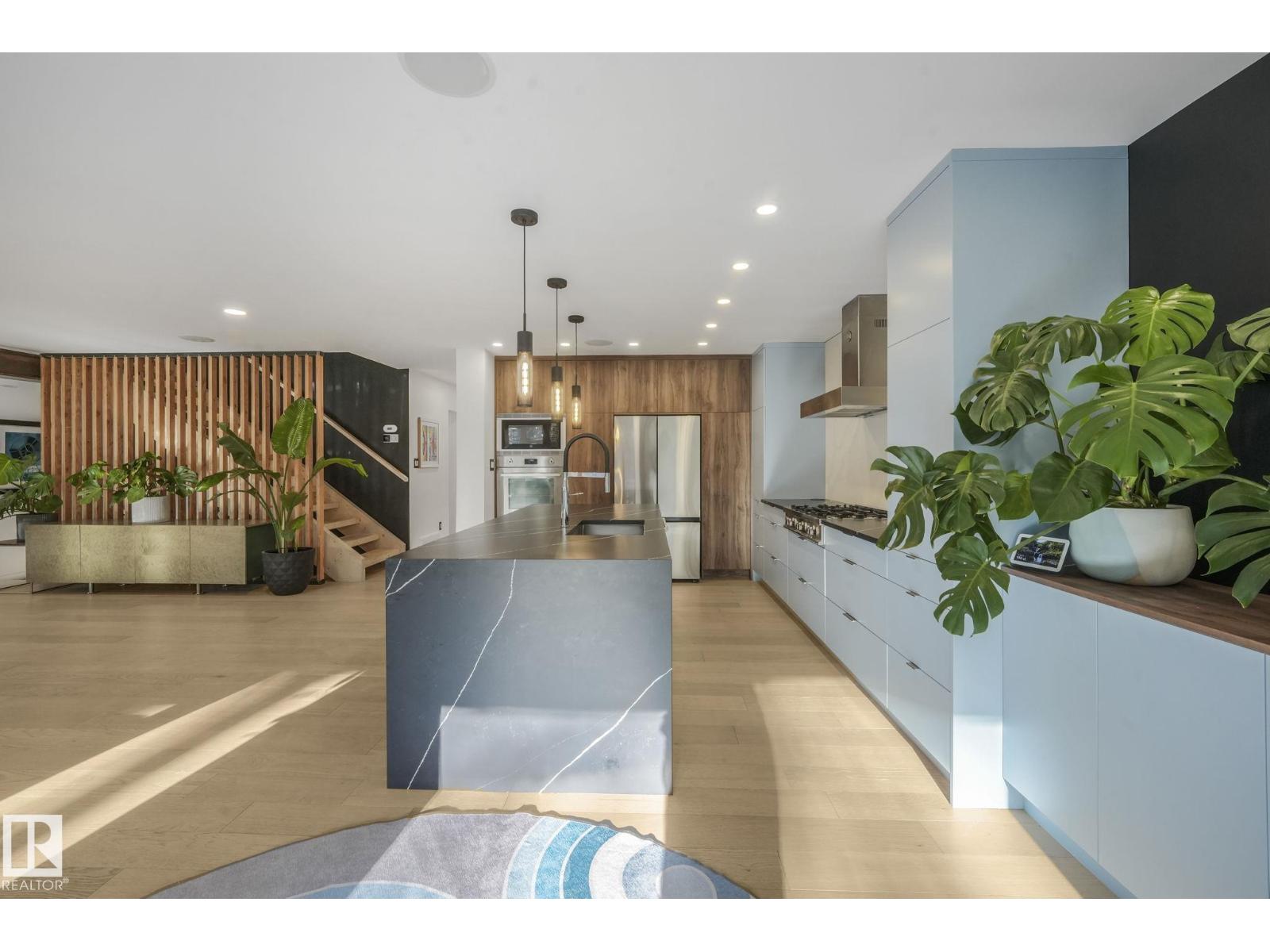 14623 MACKENZIE DR NW, Edmonton