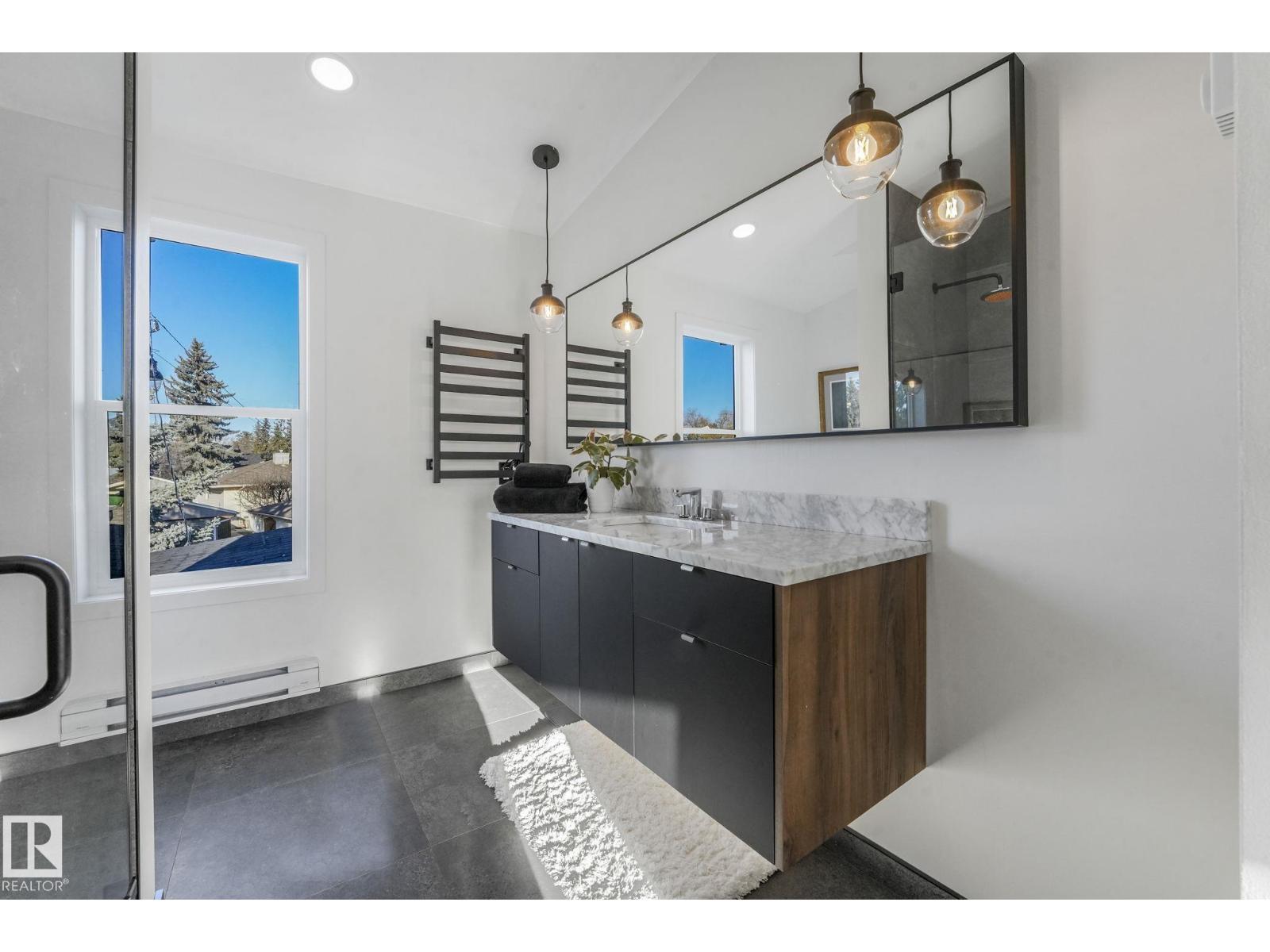 14623 MACKENZIE DR NW, Edmonton