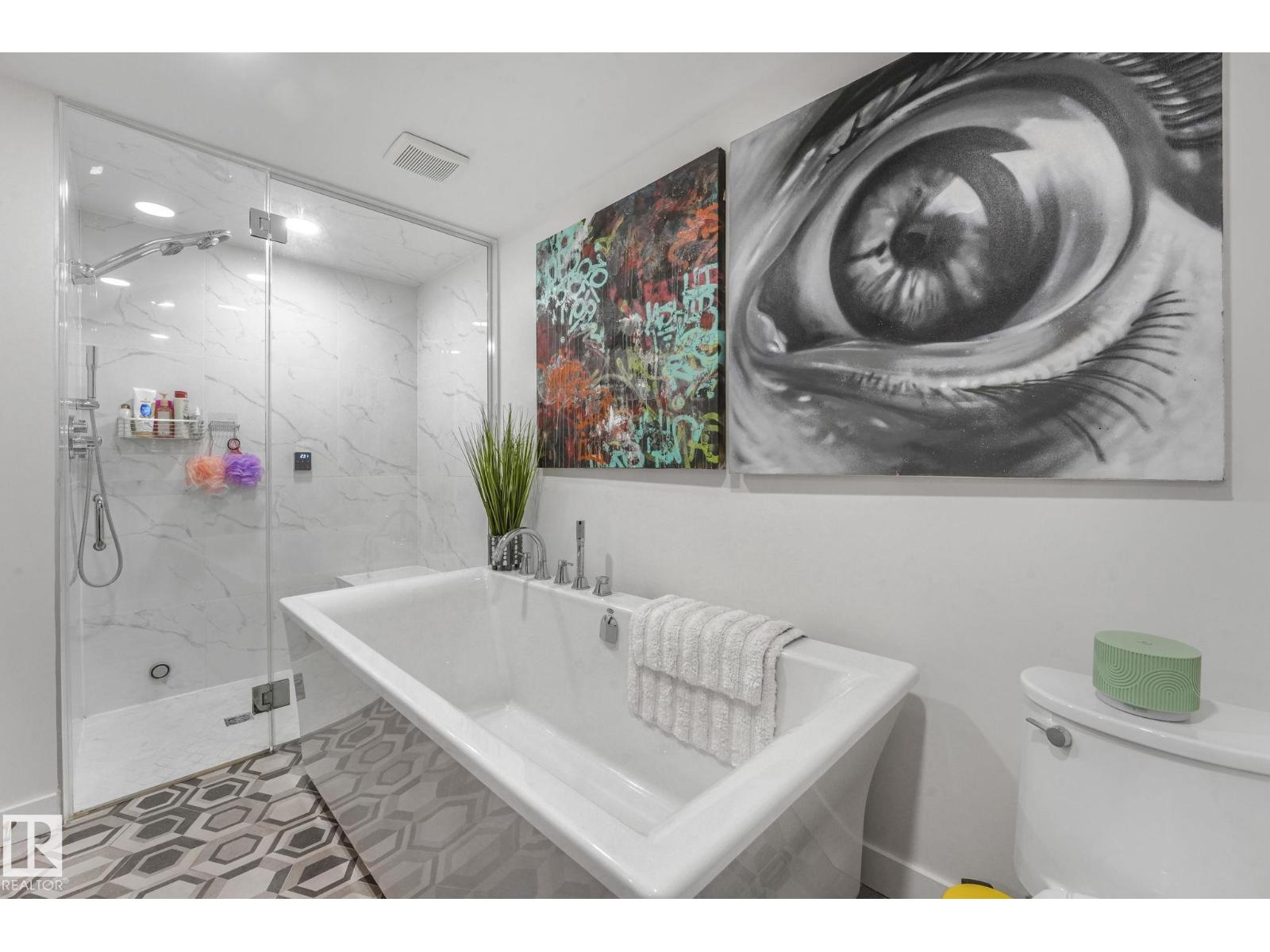 14623 MACKENZIE DR NW, Edmonton