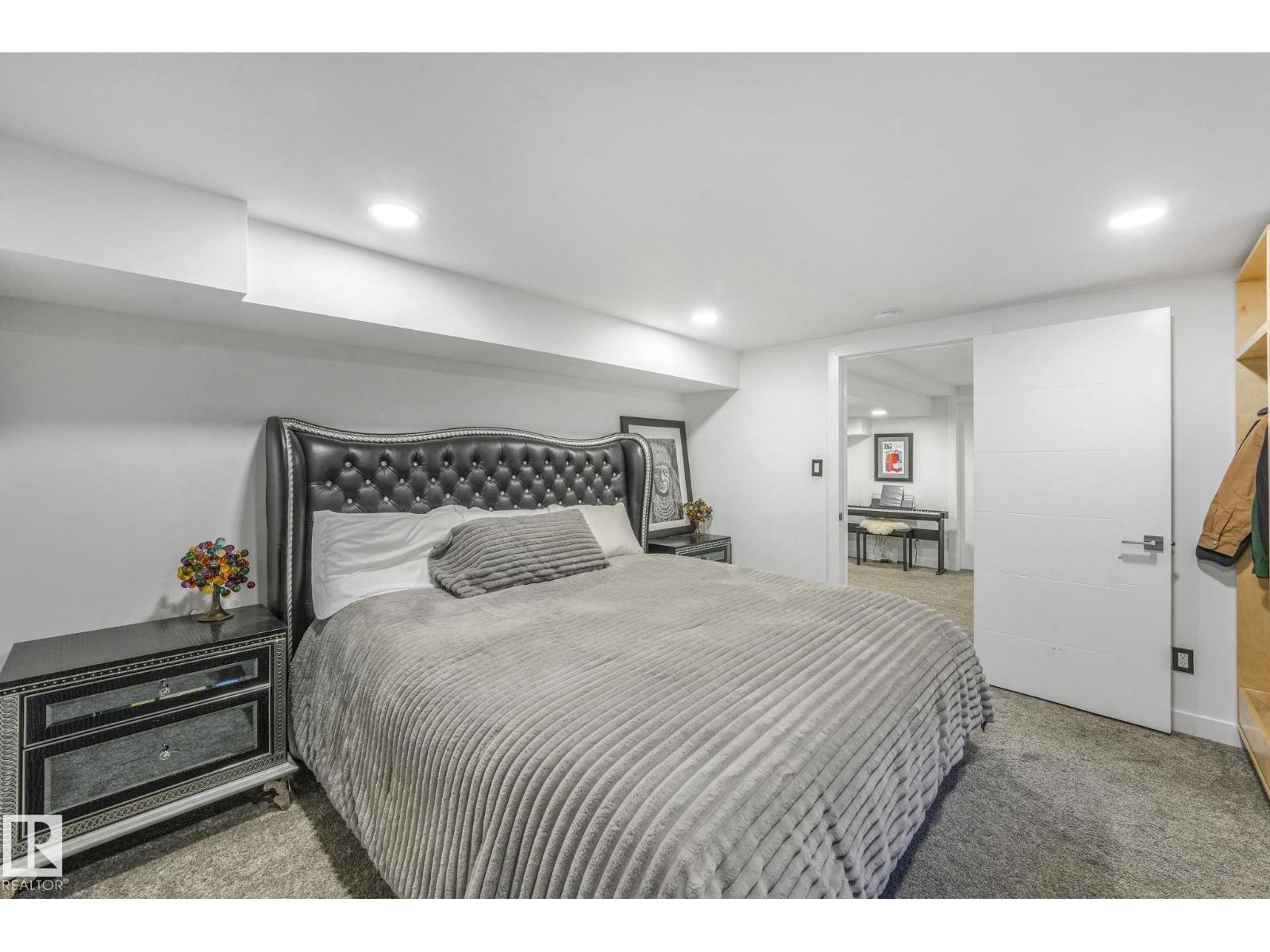 14623 MACKENZIE DR NW, Edmonton