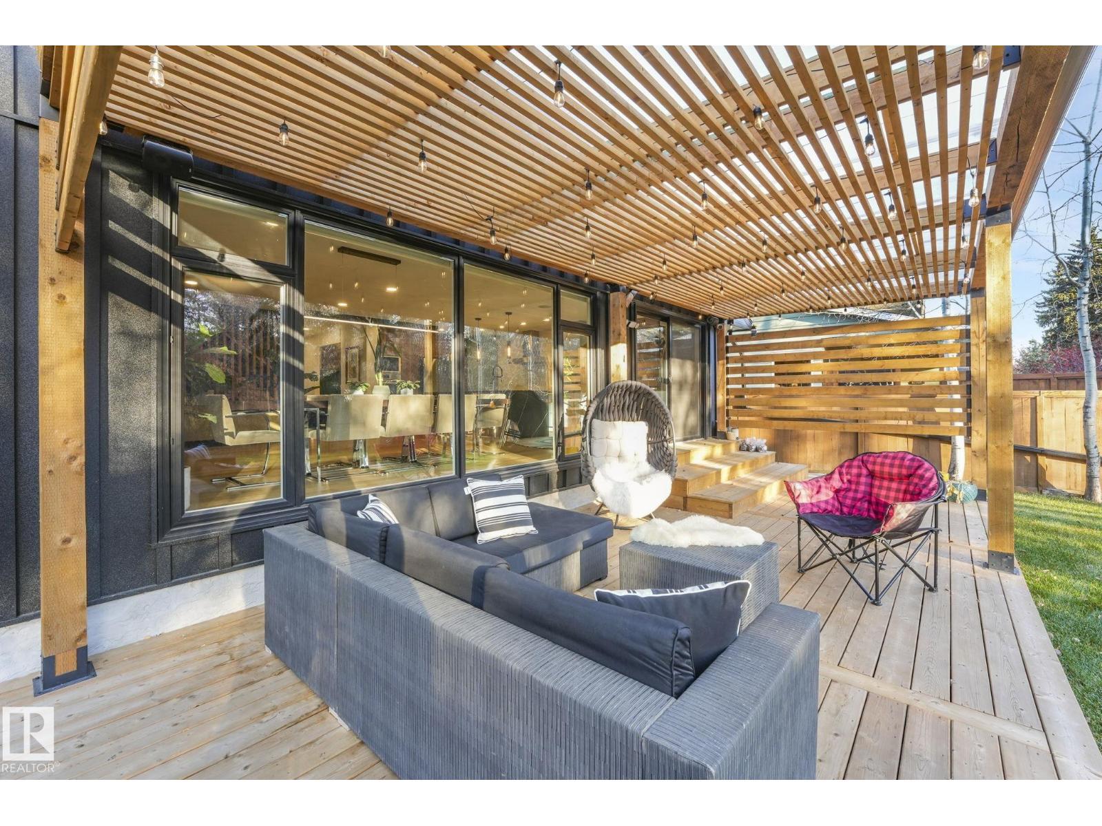 14623 MACKENZIE DR NW, Edmonton