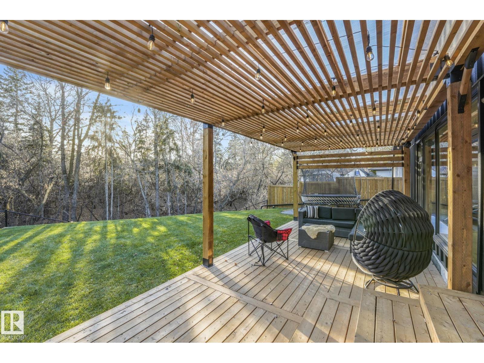 14623 MACKENZIE DR NW, Edmonton