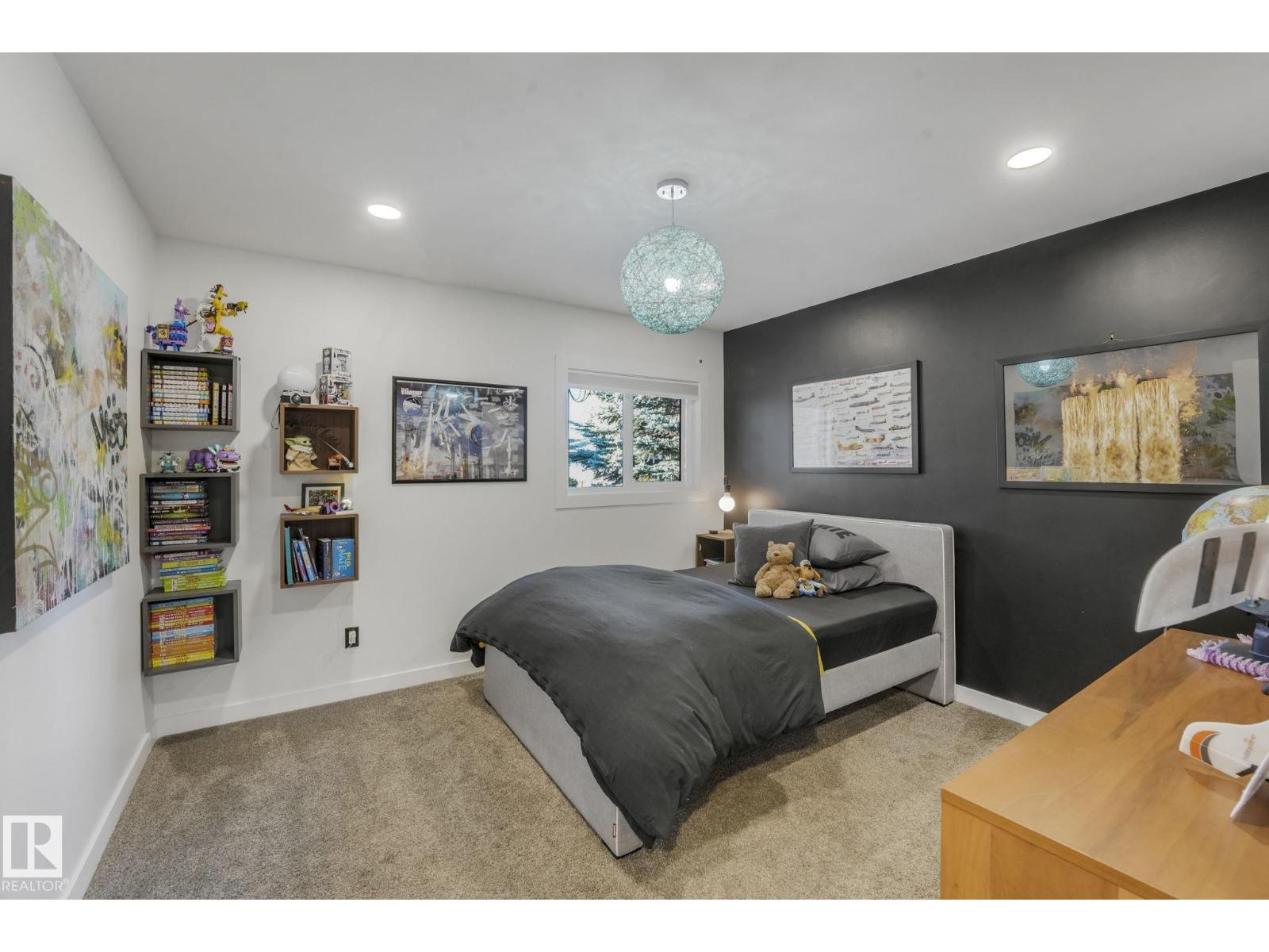 14623 MACKENZIE DR NW, Edmonton