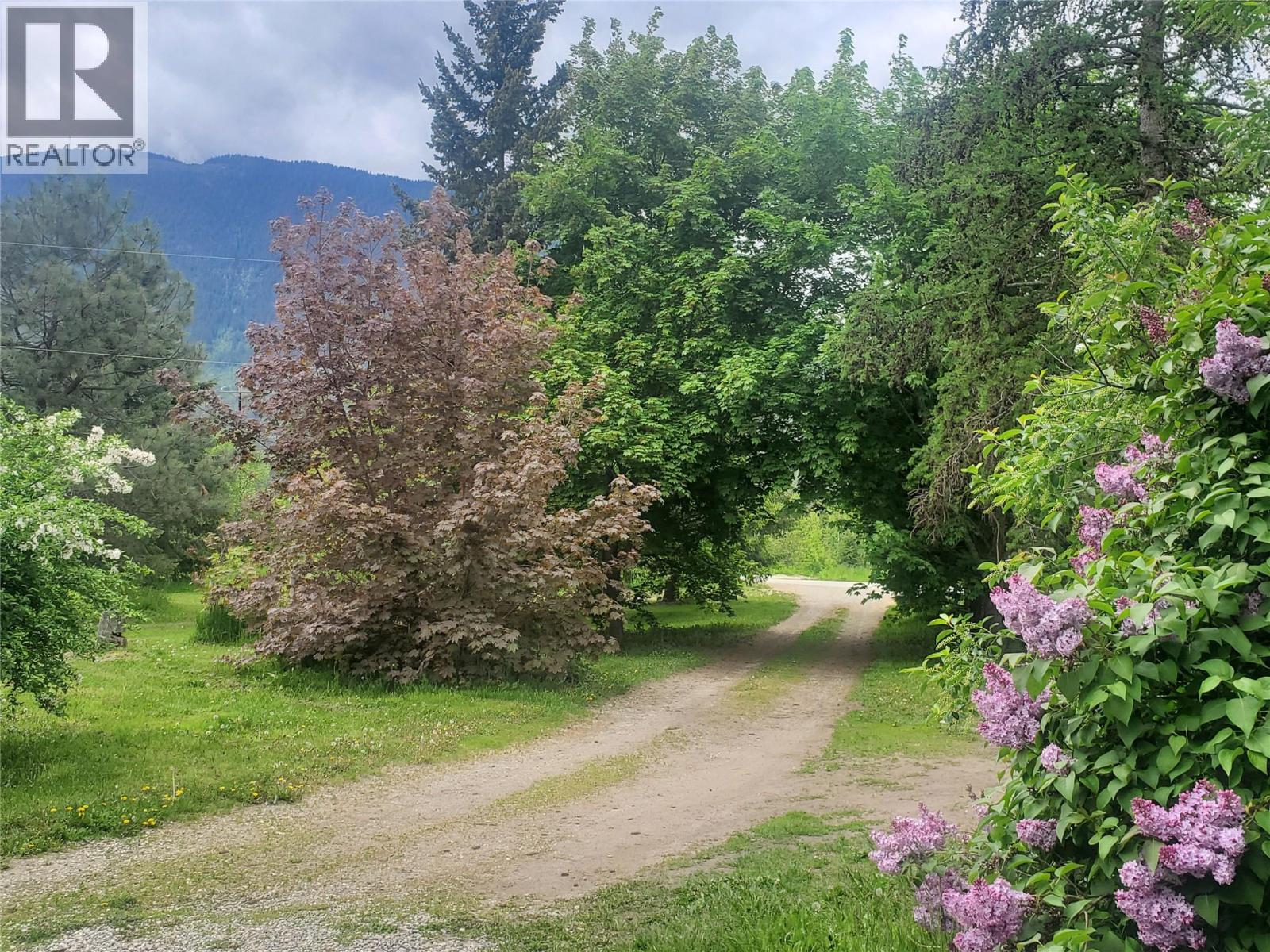 1012 Addison Road, Tappen