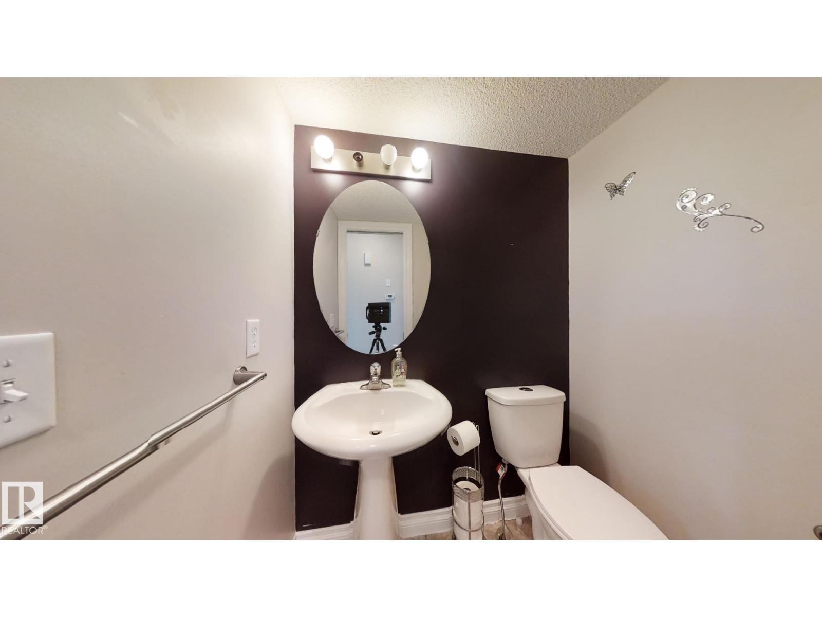 #18 12050 17 AV SW, Edmonton