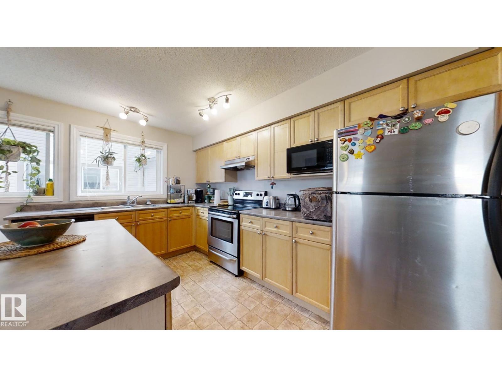 #18 12050 17 AV SW, Edmonton