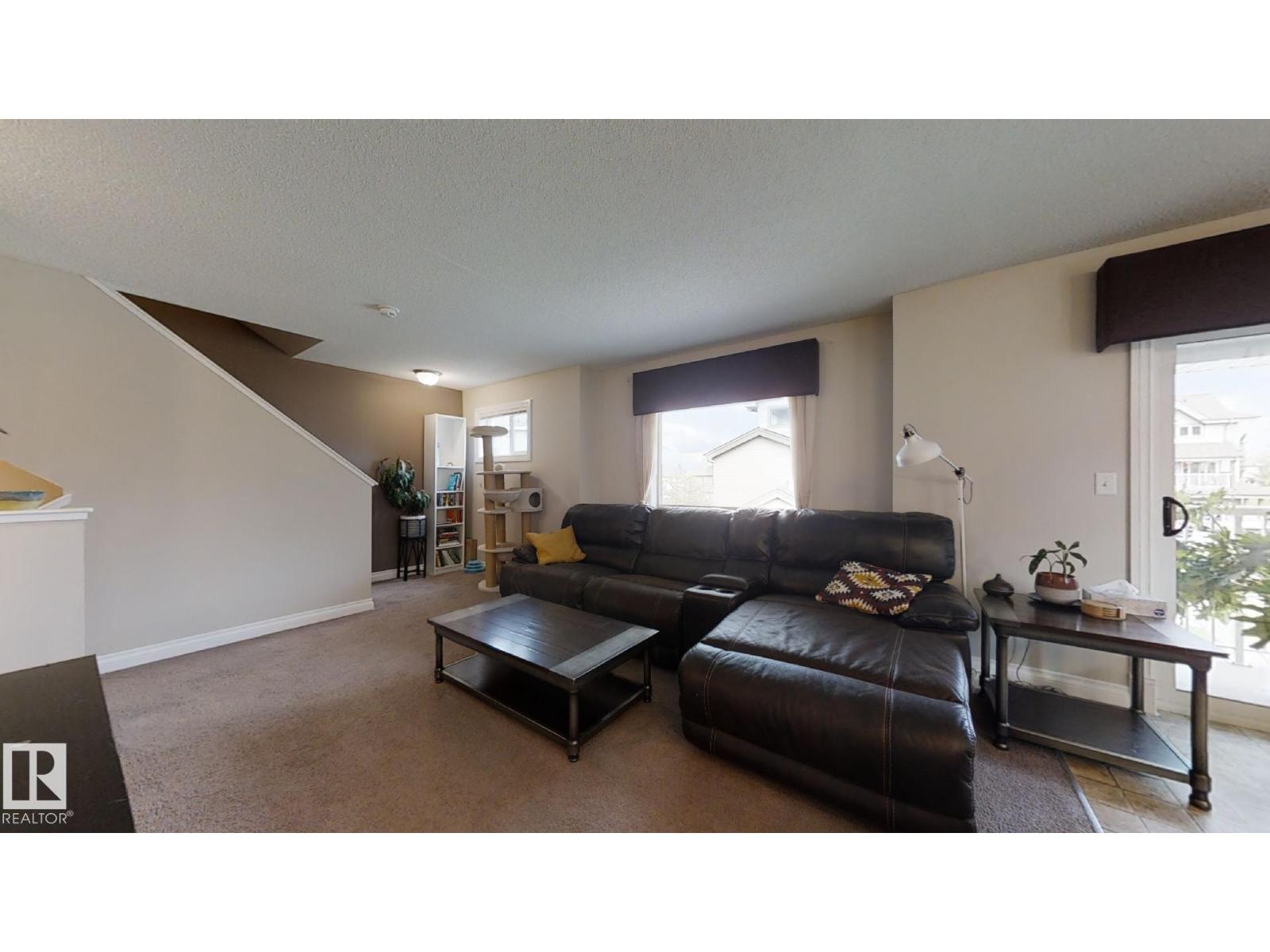 #18 12050 17 AV SW, Edmonton