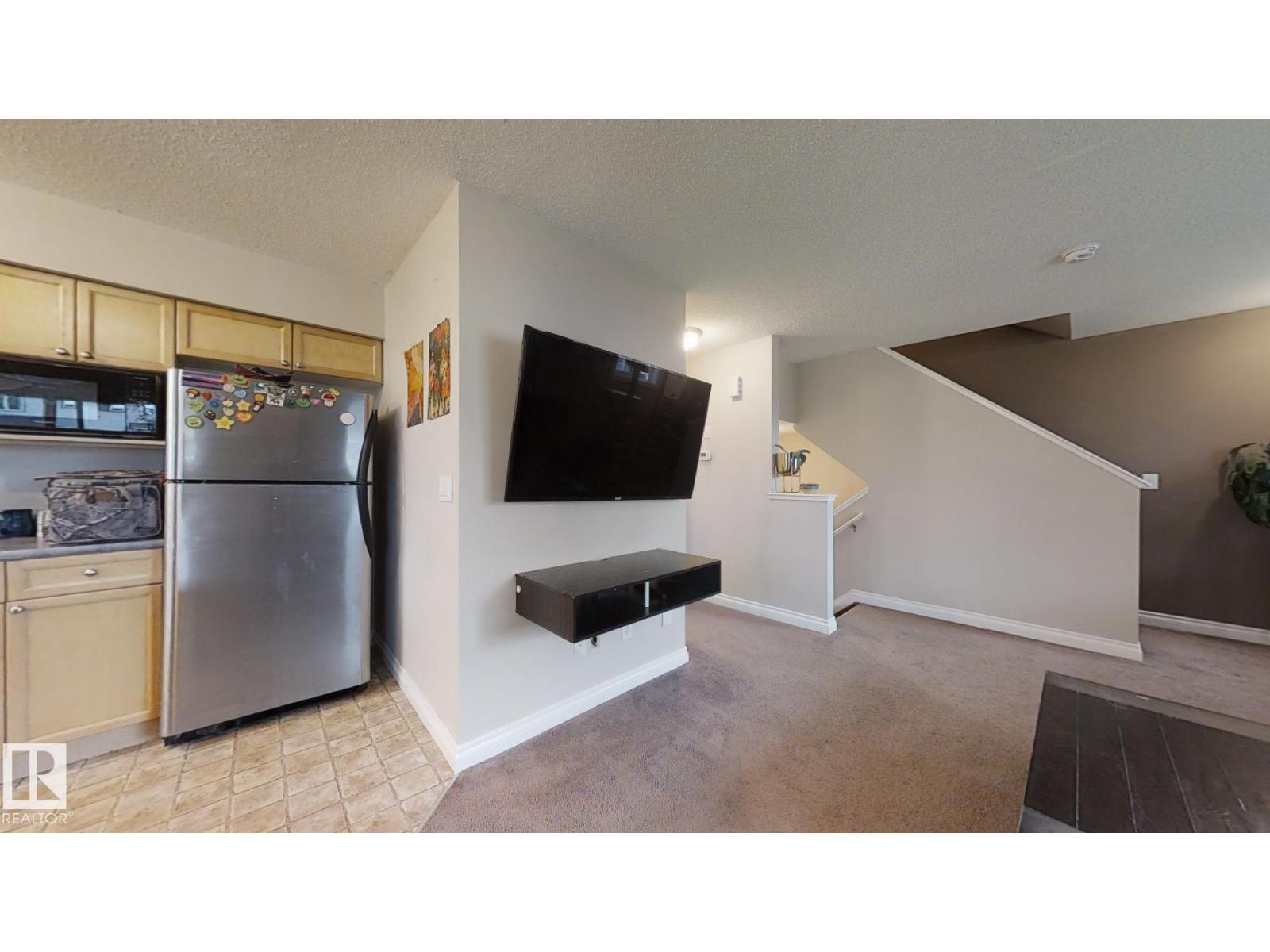 #18 12050 17 AV SW, Edmonton