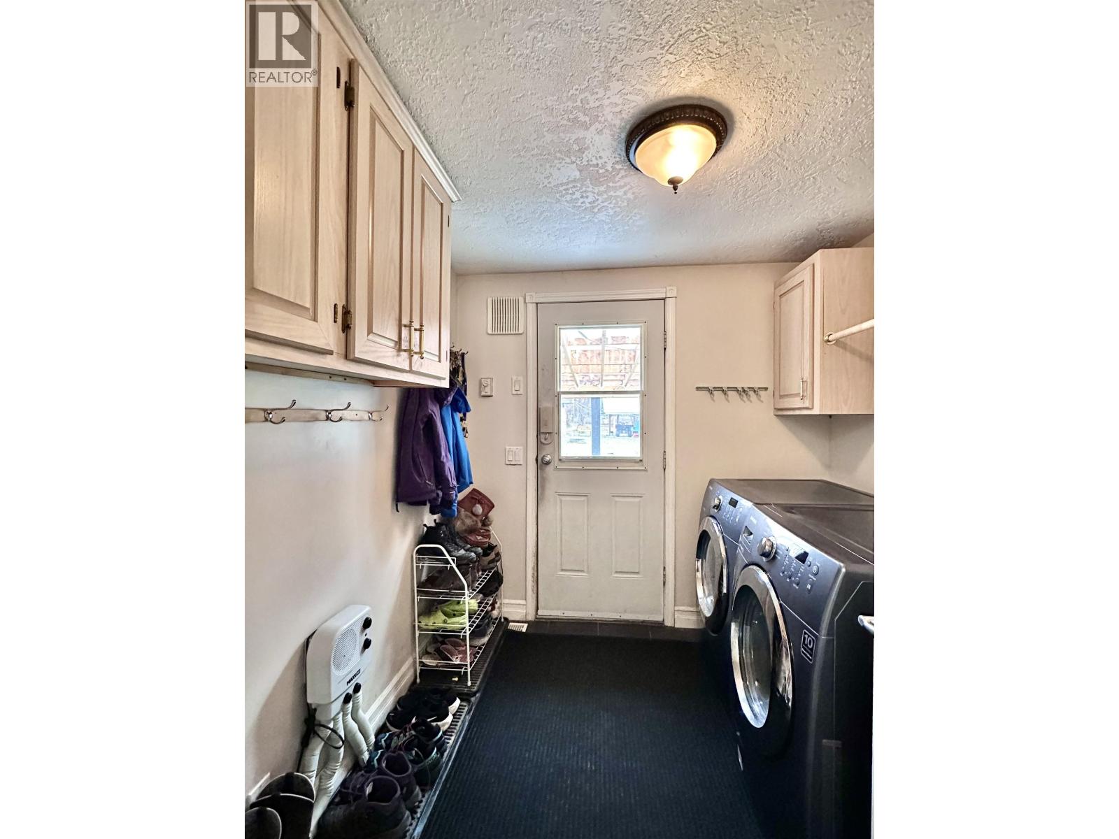 820 BEAVEN CRESCENT, Valemount