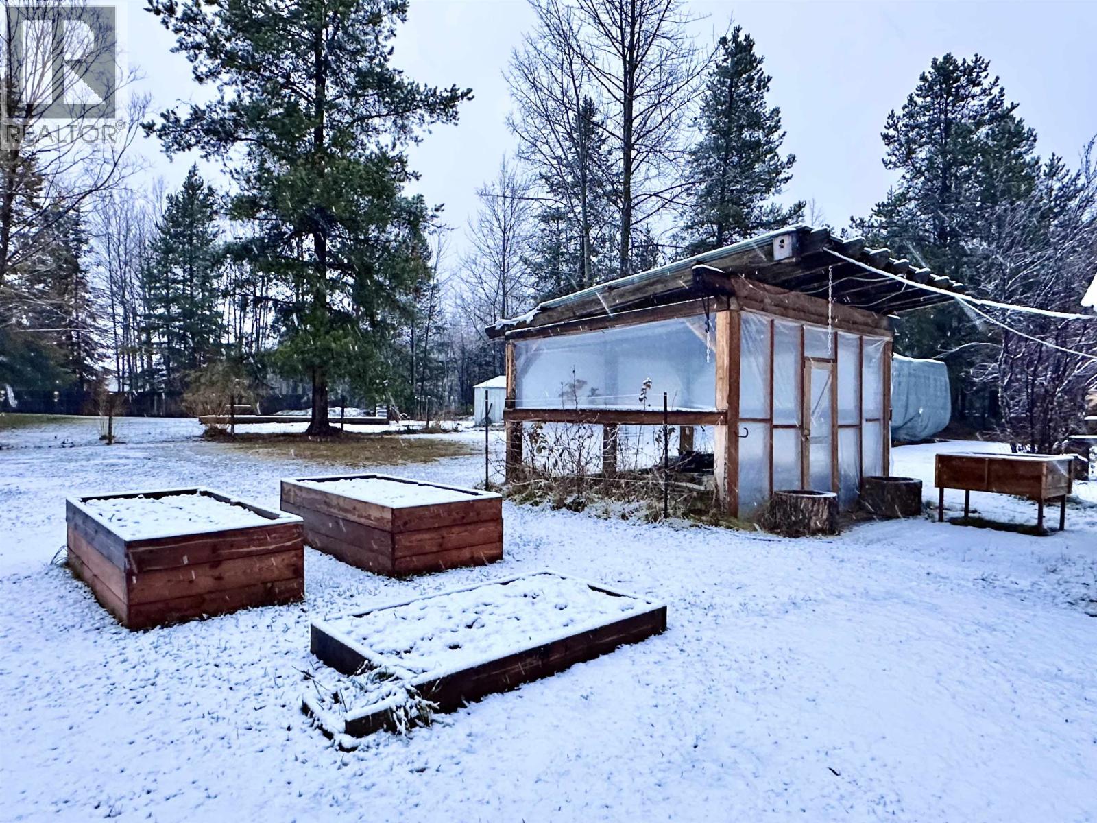 820 BEAVEN CRESCENT, Valemount