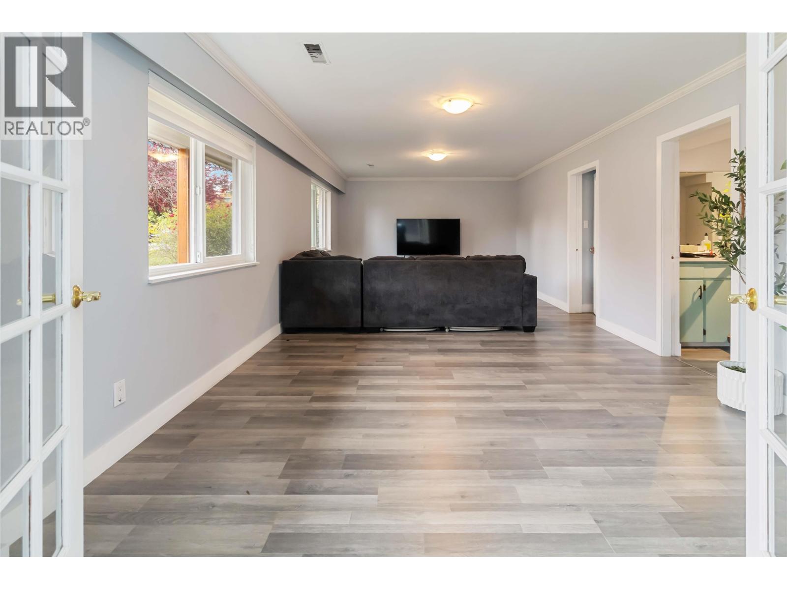 5237 12 AVENUE, Tsawwassen