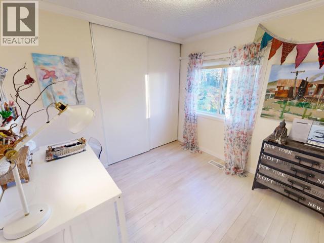 4686 MICHIGAN AVE, Powell River