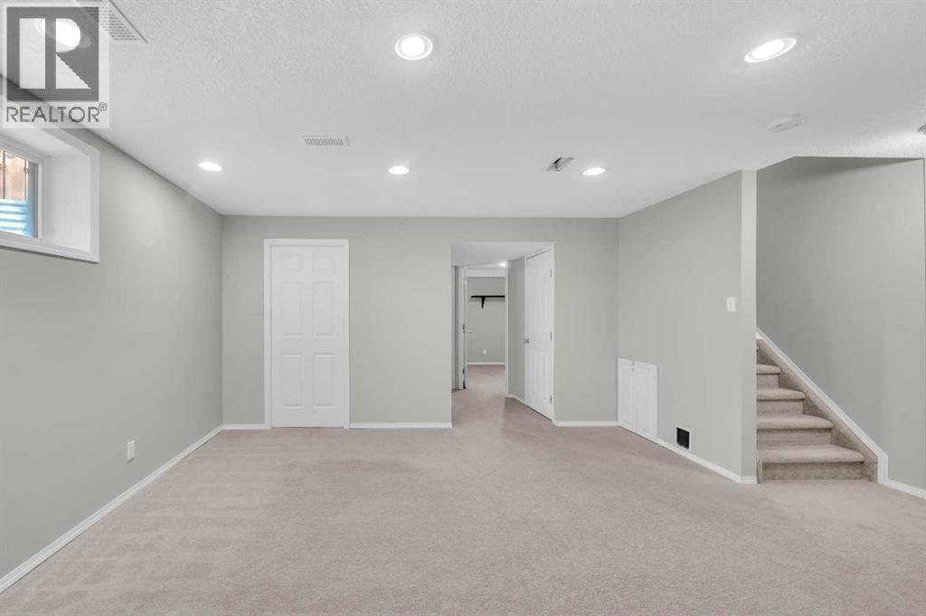 Single Family House for Sale in  Covemeadow Road NE Coventry Hills Calgary 