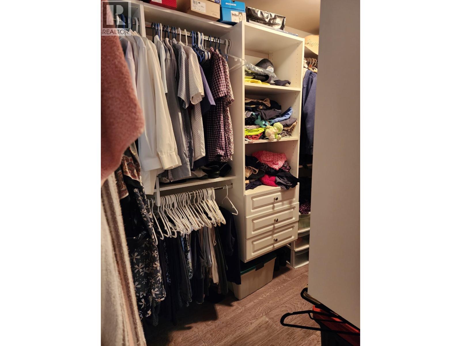 1424 DUCHESS STREET, Coquitlam