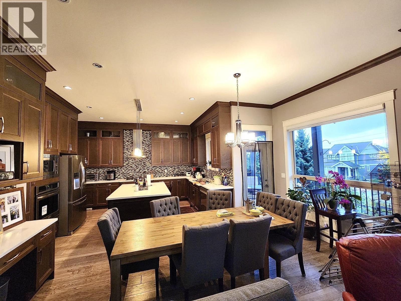 1424 DUCHESS STREET, Coquitlam