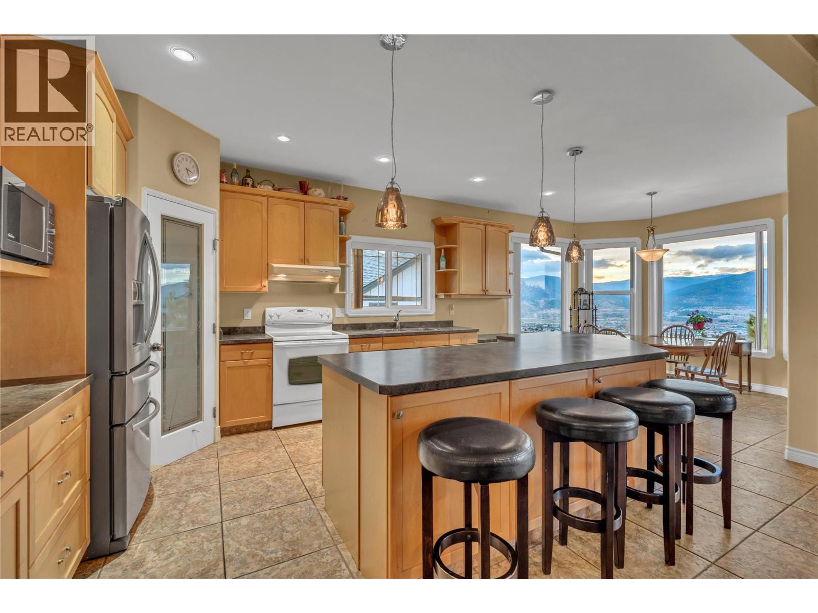 1563 Holden Road, Penticton
