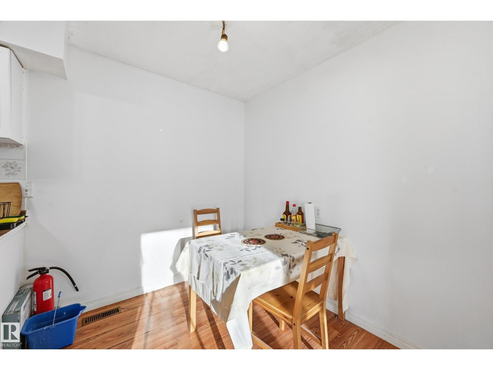 #4 14310 80 ST NW, Edmonton