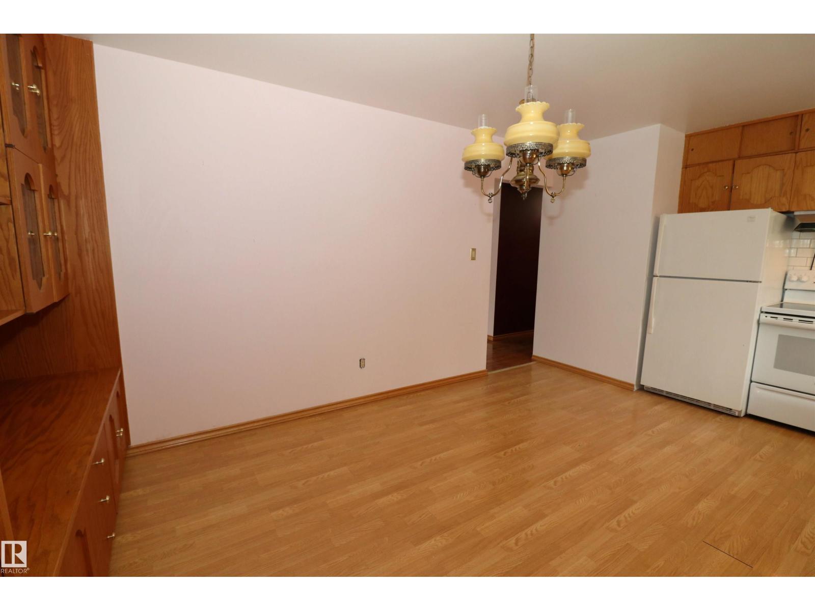 1049 MCDERMID DR, Sherwood Park