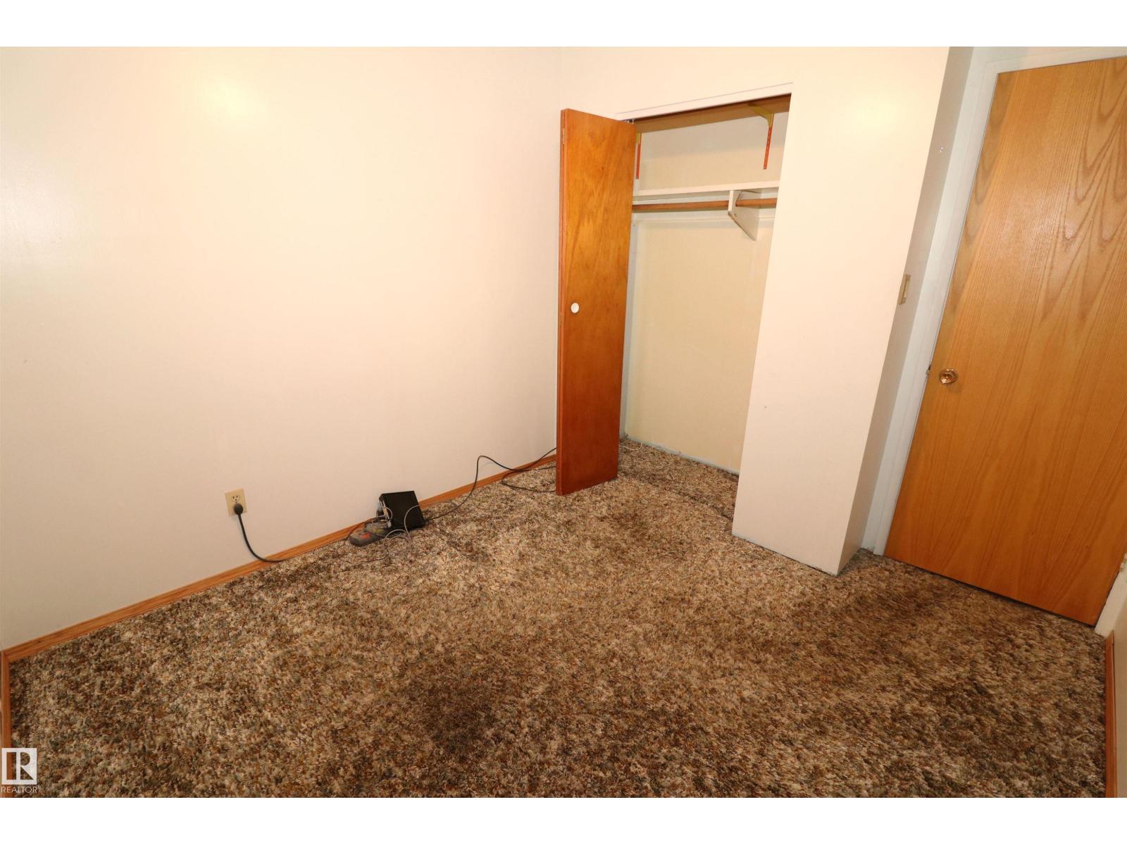 1049 MCDERMID DR, Sherwood Park