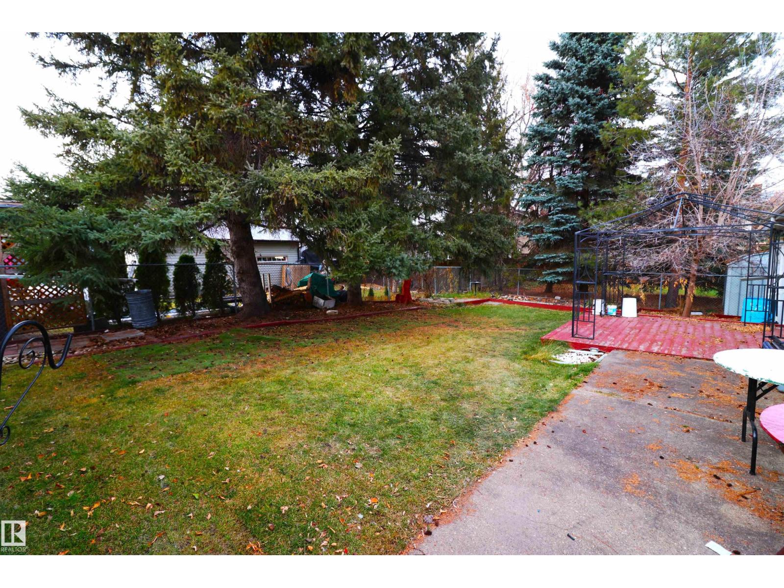 1049 MCDERMID DR, Sherwood Park