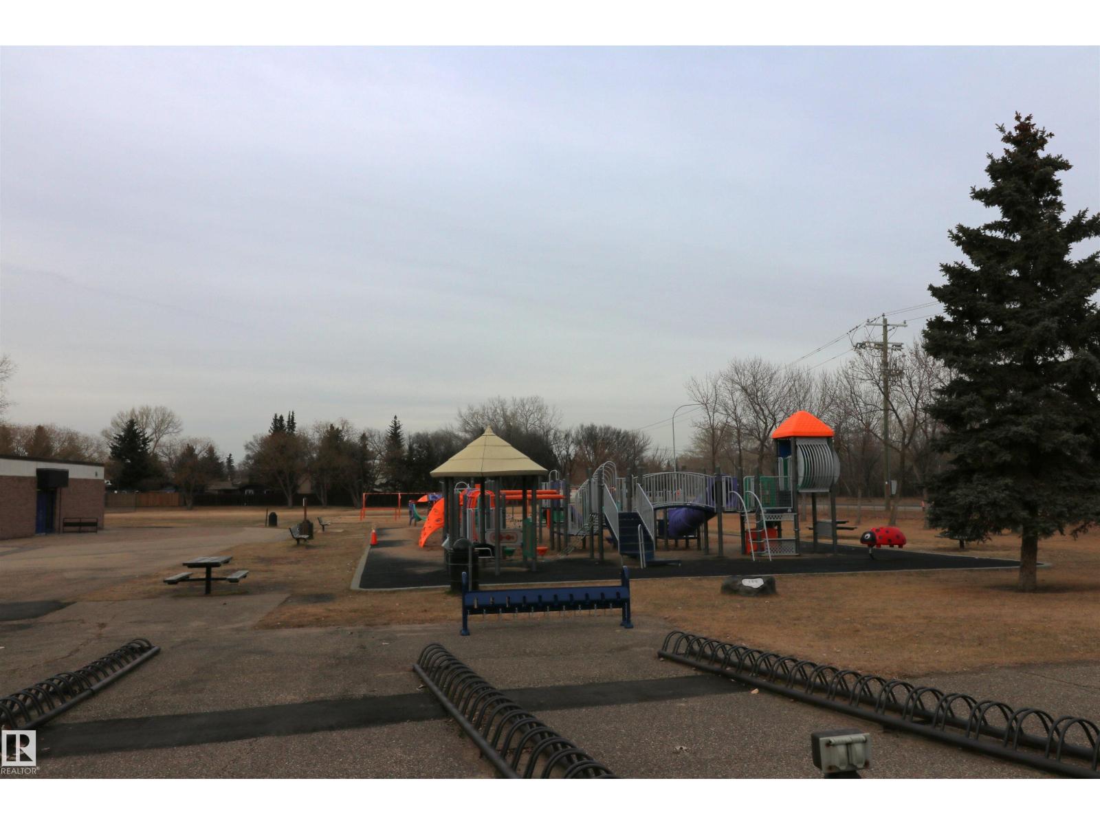 1049 MCDERMID DR, Sherwood Park