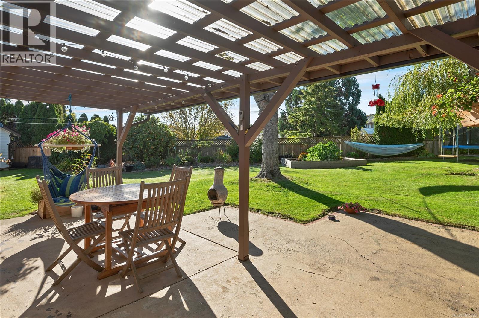 468 Raza Pl, Campbell River