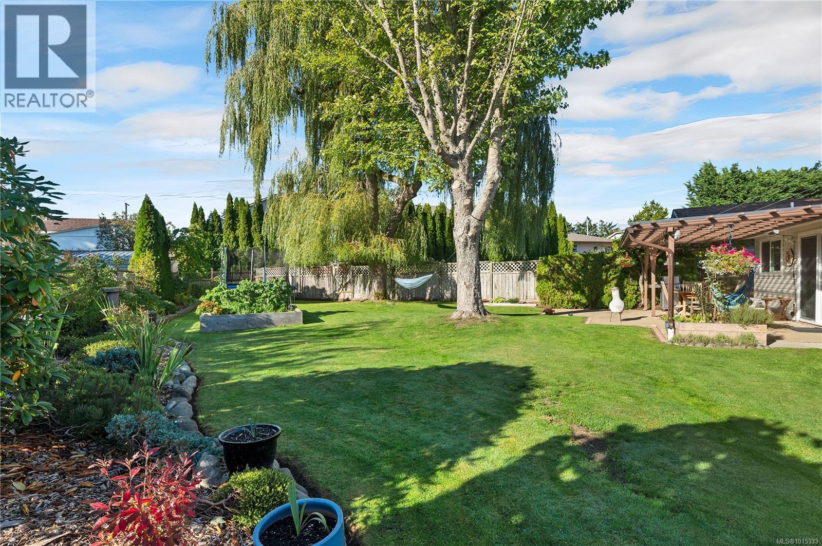 468 Raza Pl, Campbell River