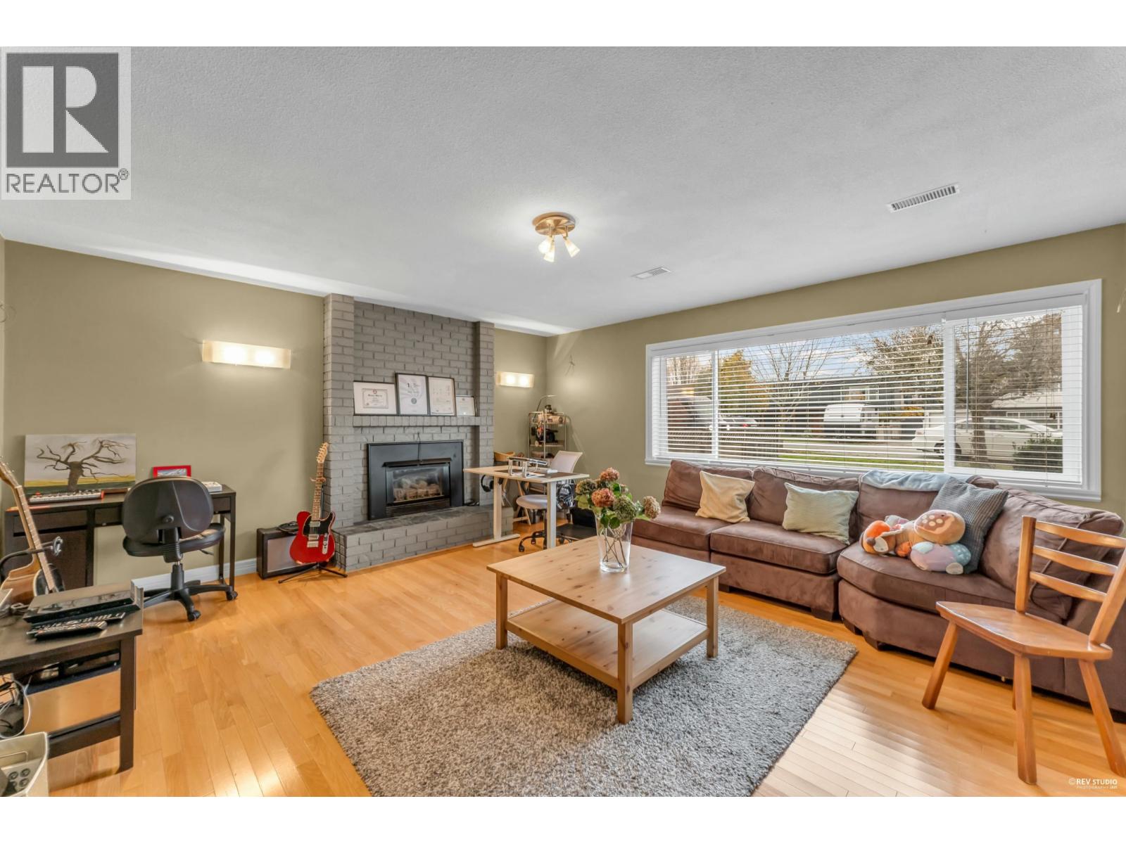 5814 GROVE Avenue, Delta