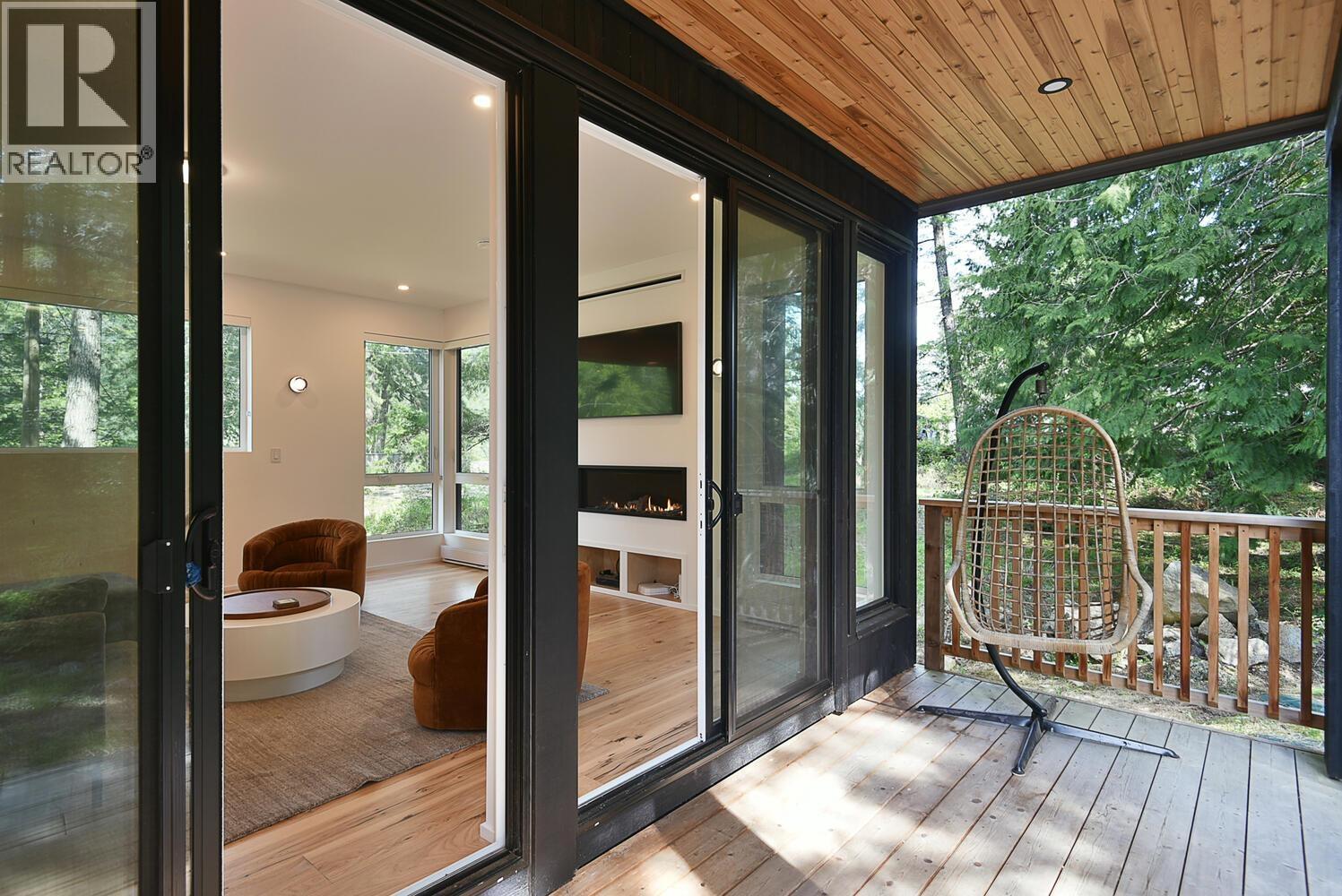 13248 PORTERS ROAD, Madeira Park