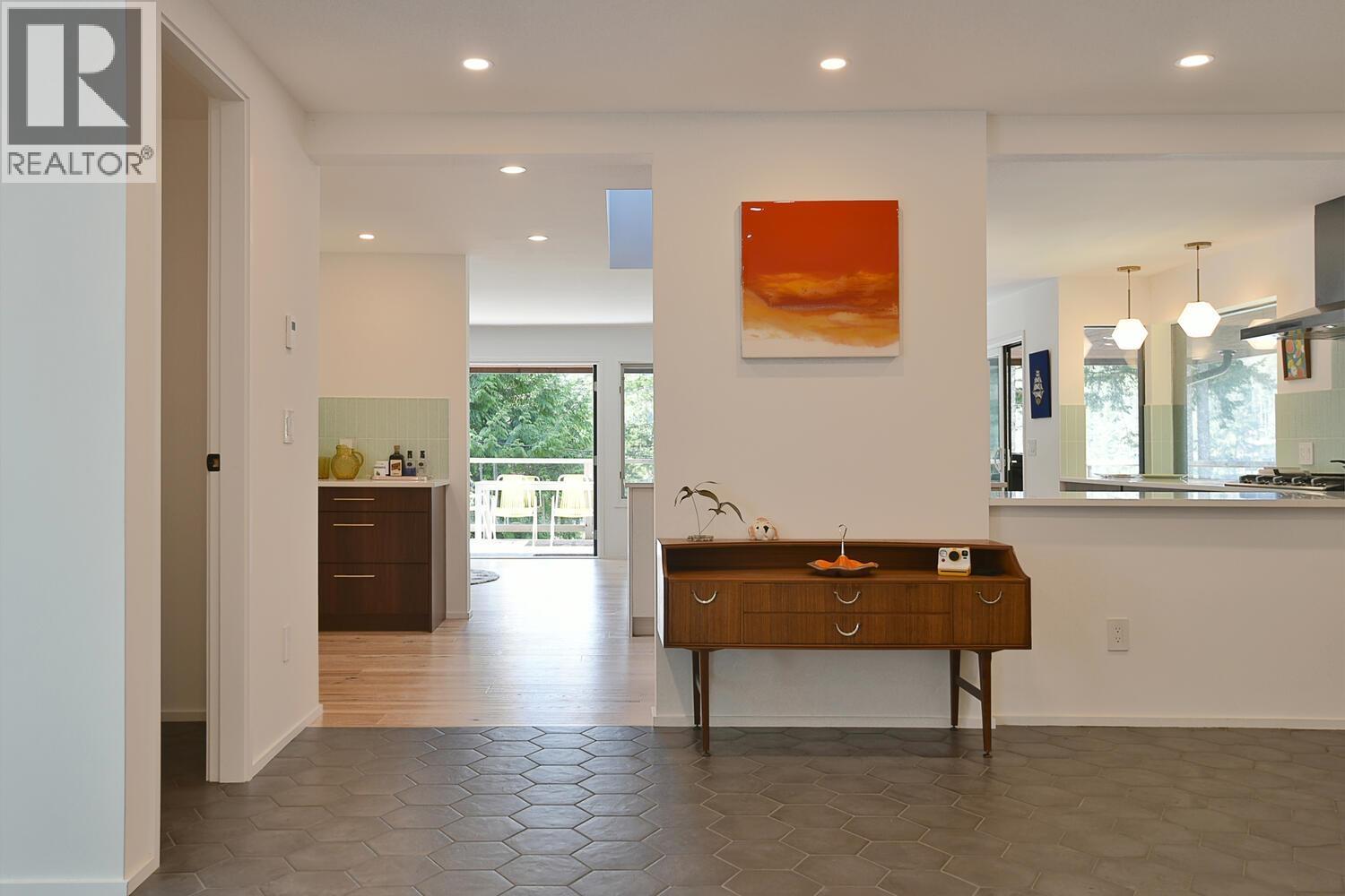 13248 PORTERS ROAD, Madeira Park