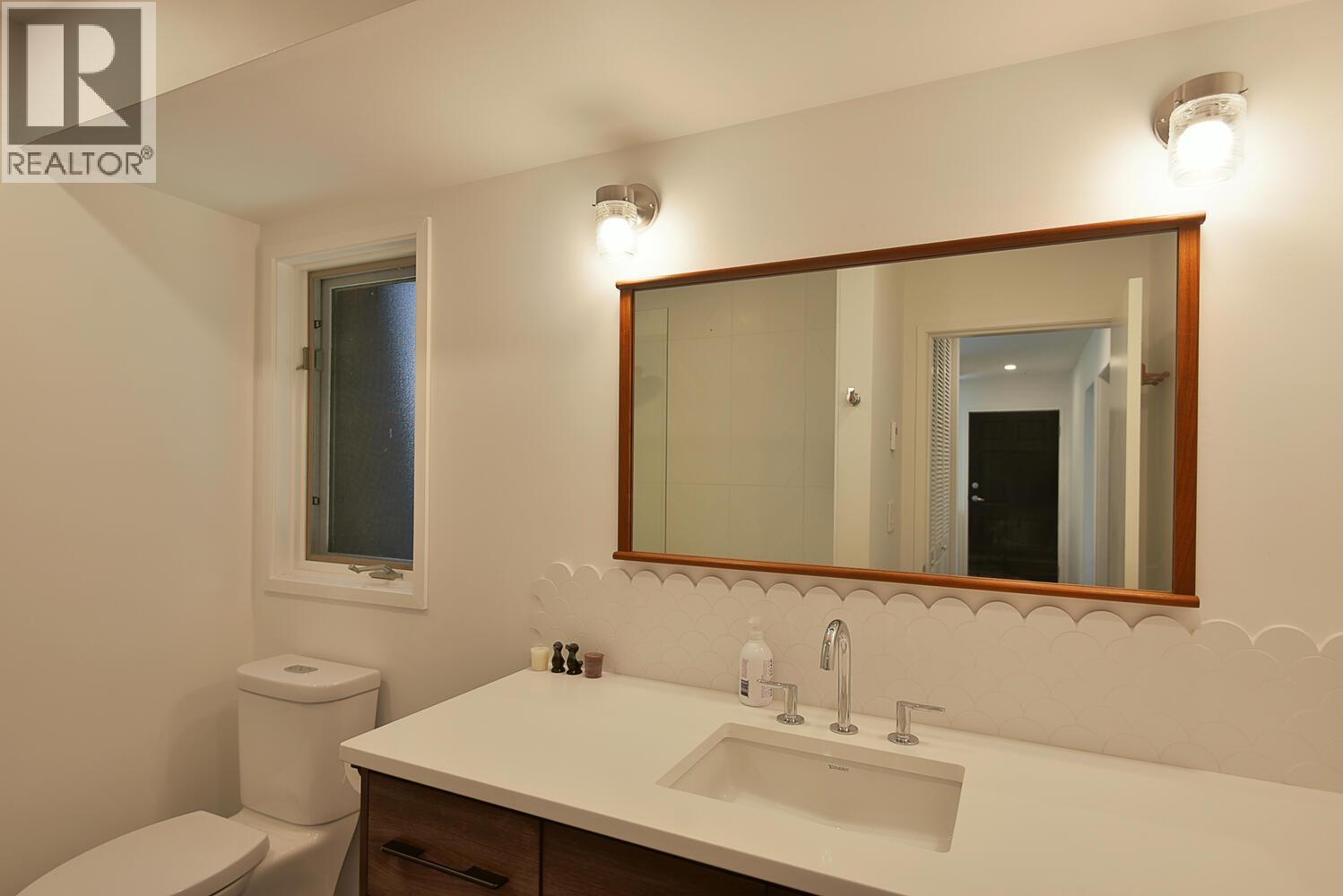 13248 PORTERS ROAD, Madeira Park