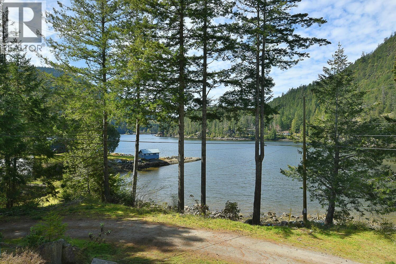 13248 PORTERS ROAD, Madeira Park