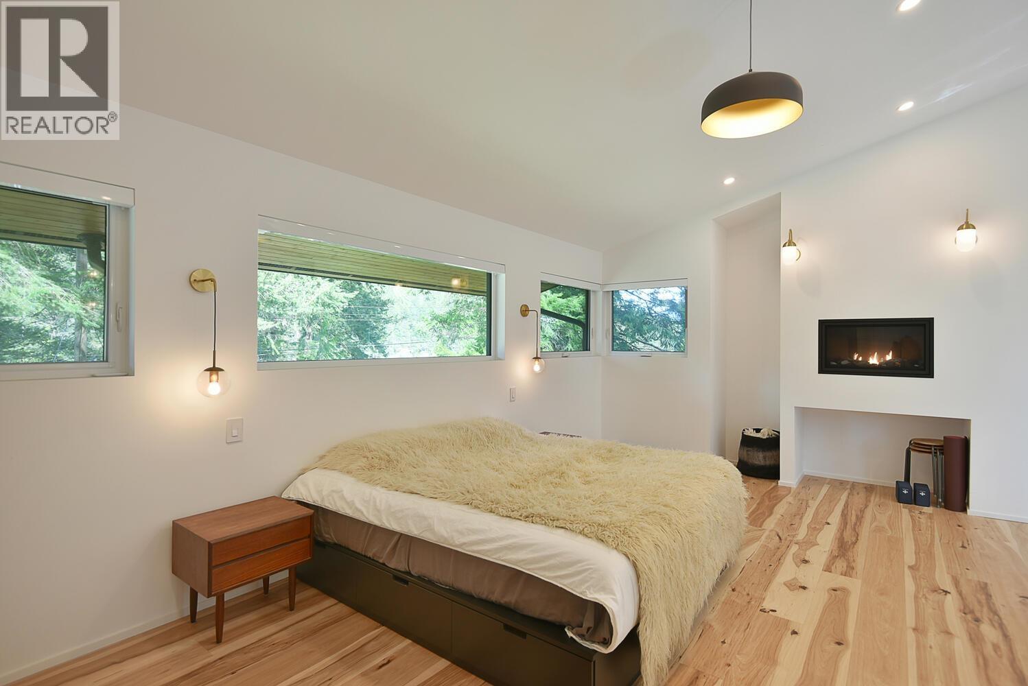 13248 PORTERS ROAD, Madeira Park