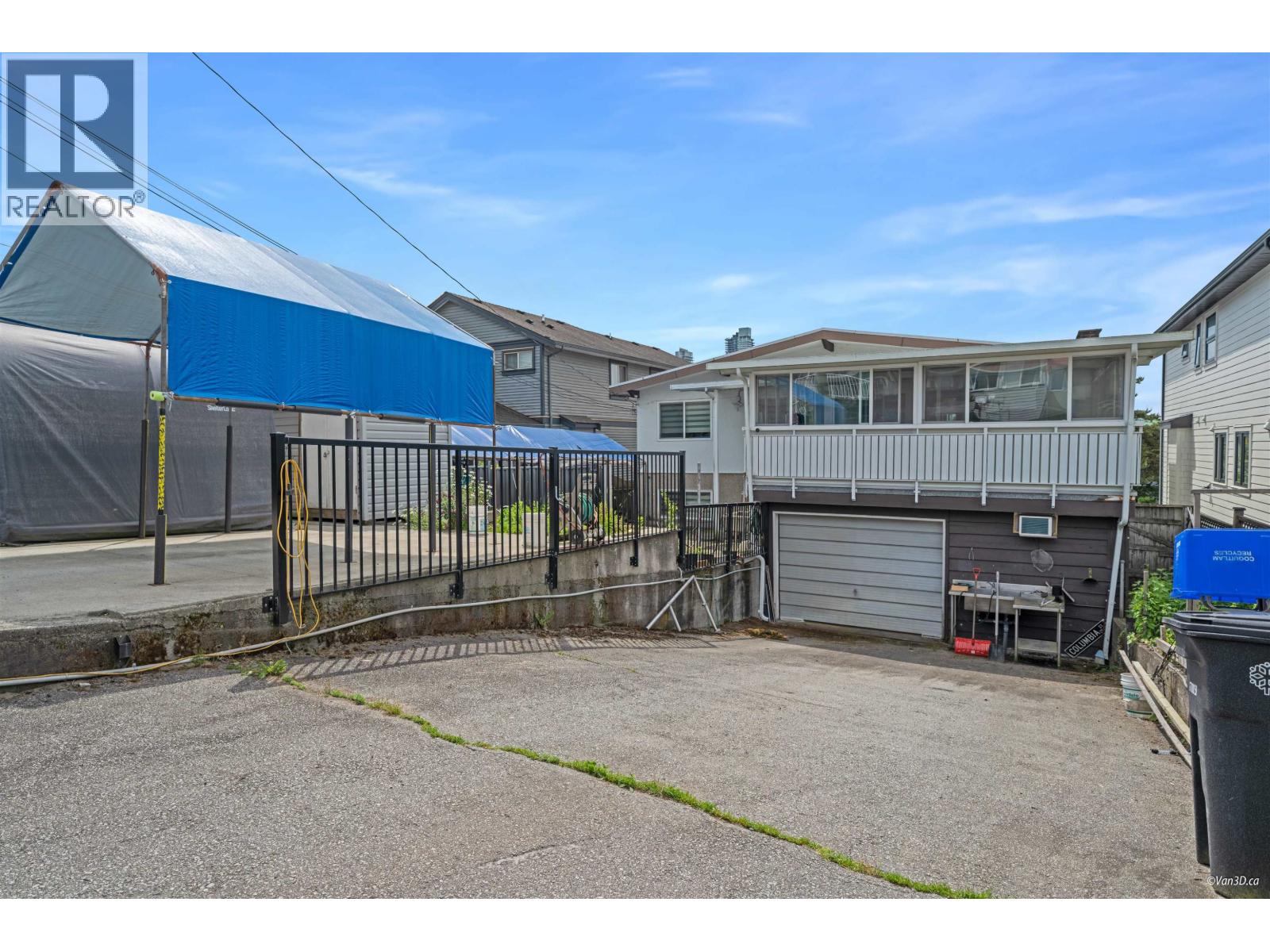 3881 NAPIER STREET, Burnaby