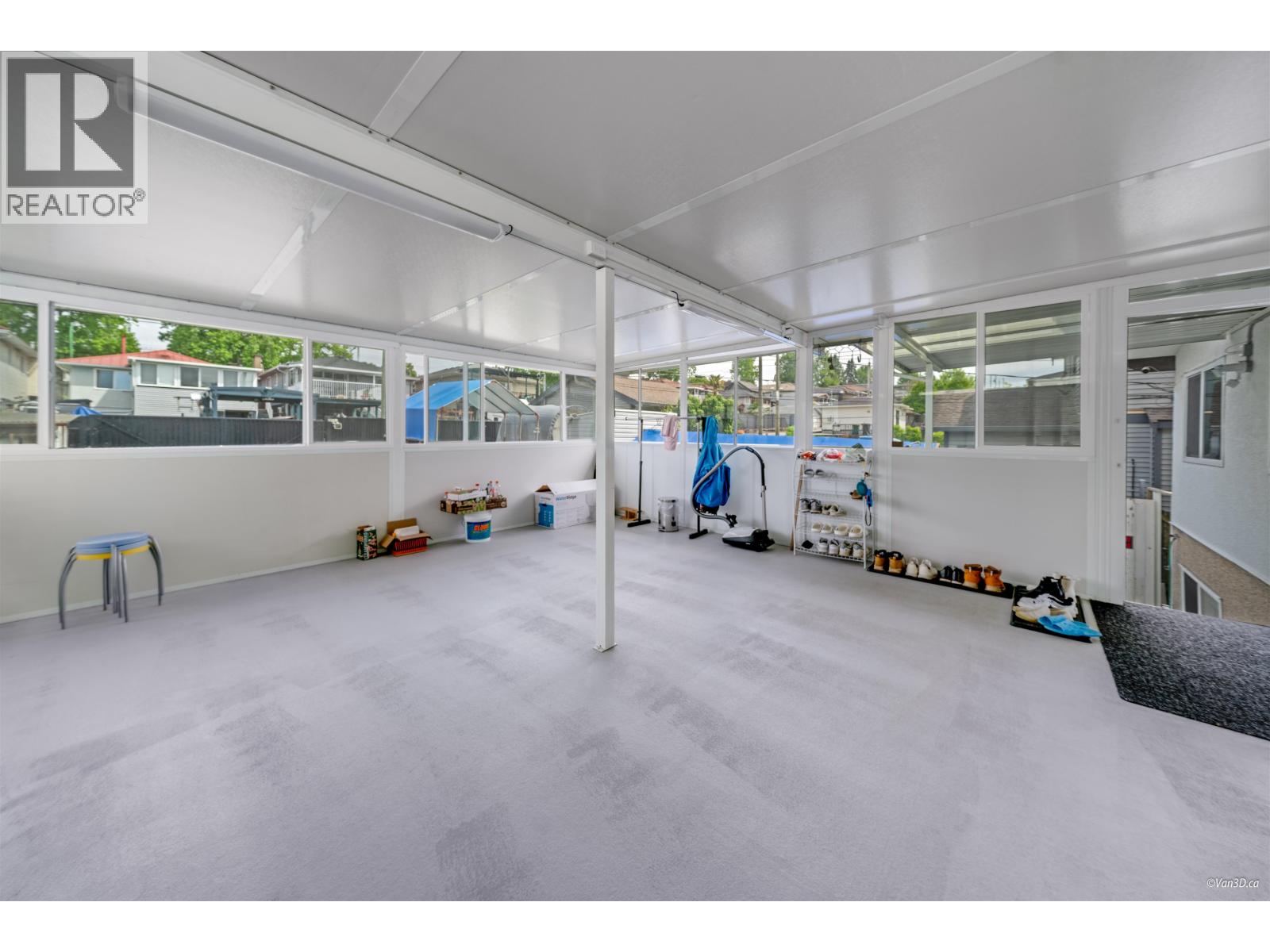 3881 NAPIER STREET, Burnaby