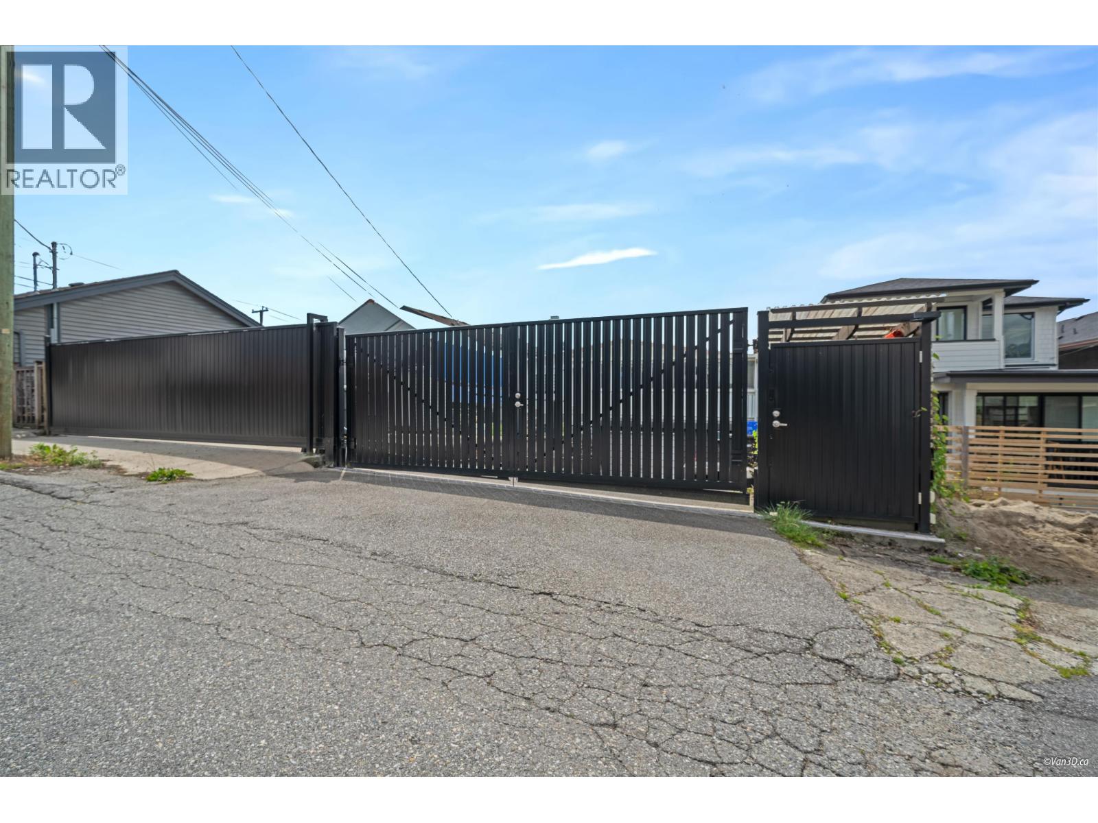 3881 NAPIER STREET, Burnaby