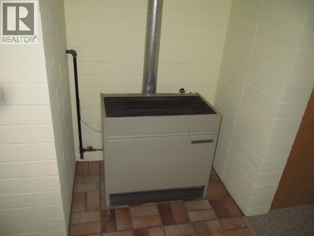 4838 TELQUA DRIVE - 33