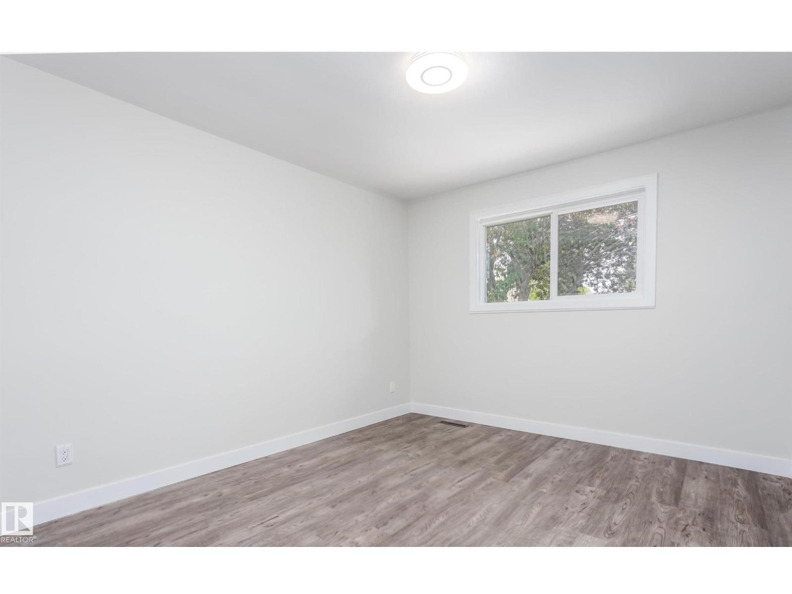 6511 95 AV NW, Edmonton