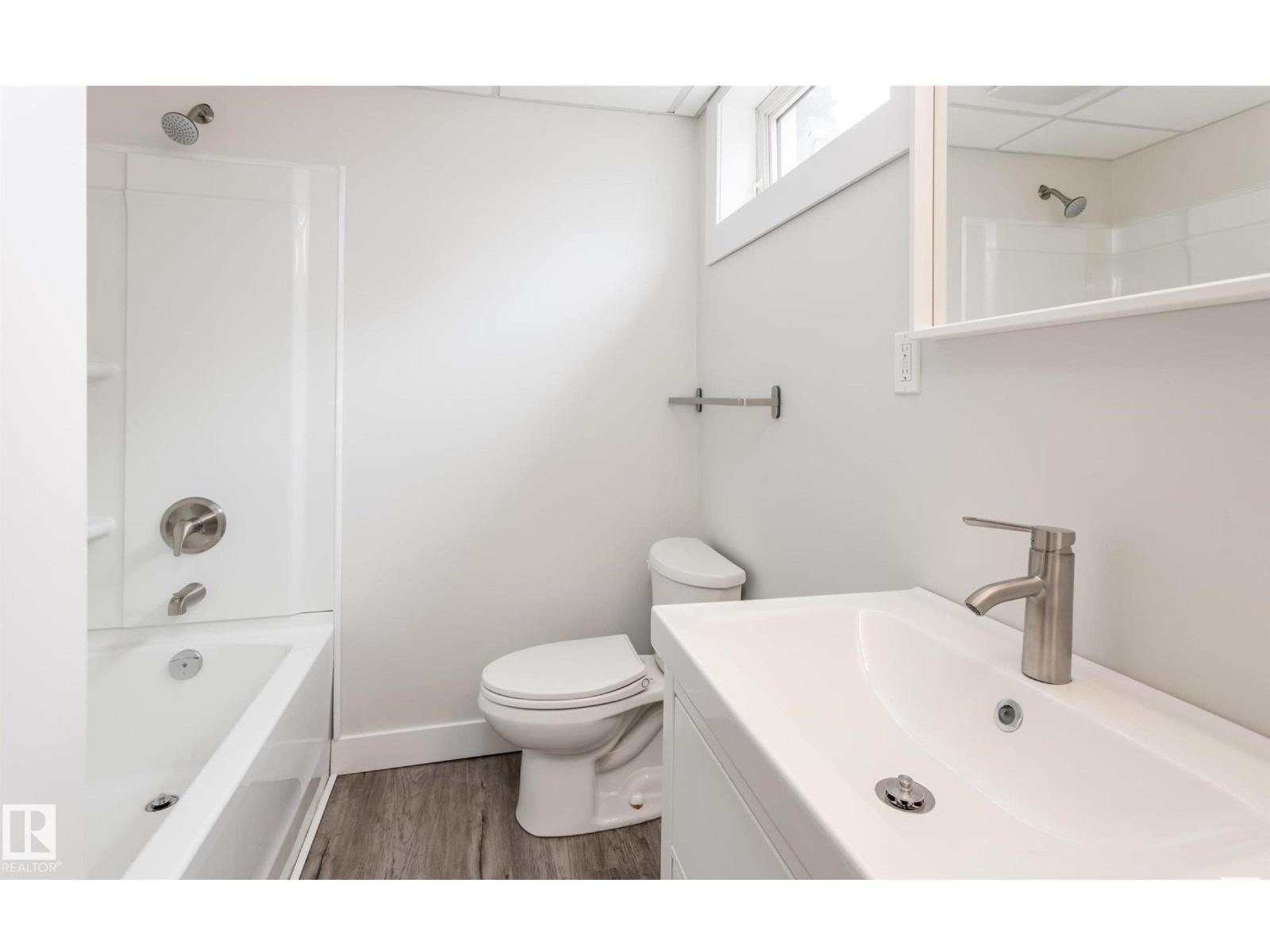 6511 95 AV NW, Edmonton