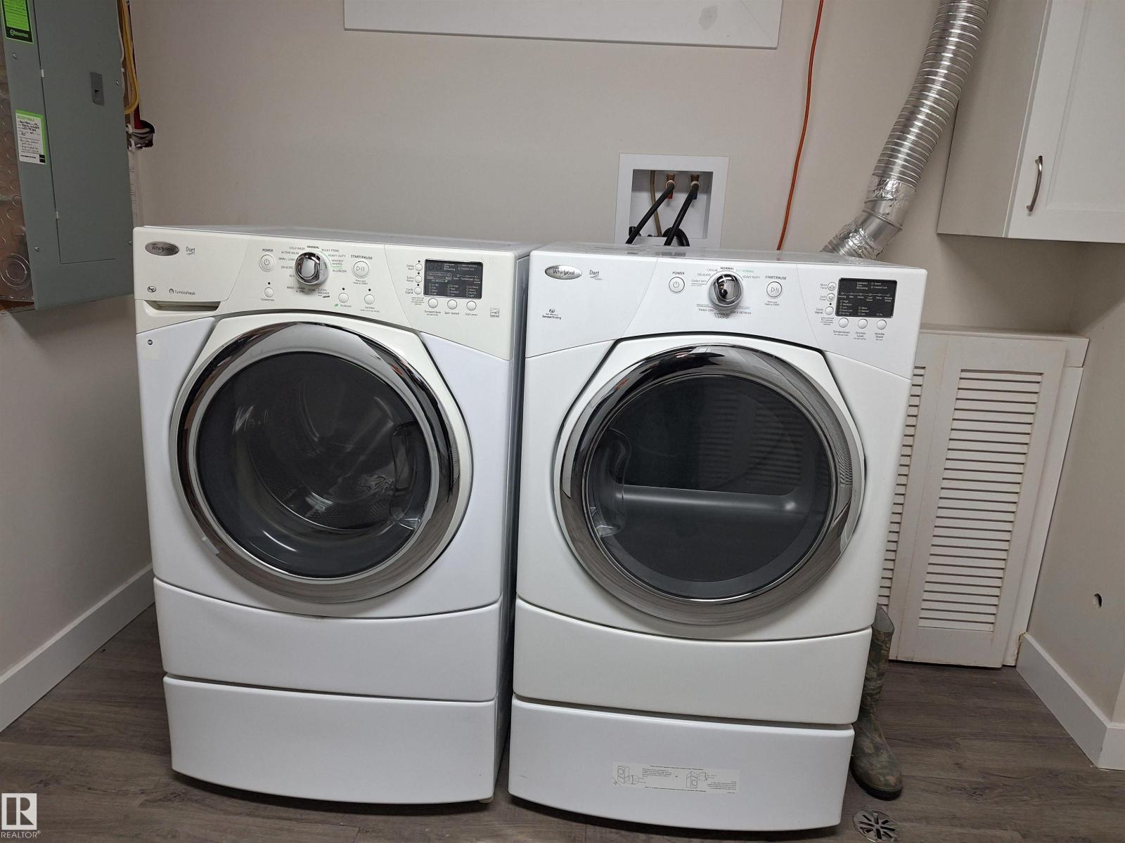 6511 95 AV NW, Edmonton