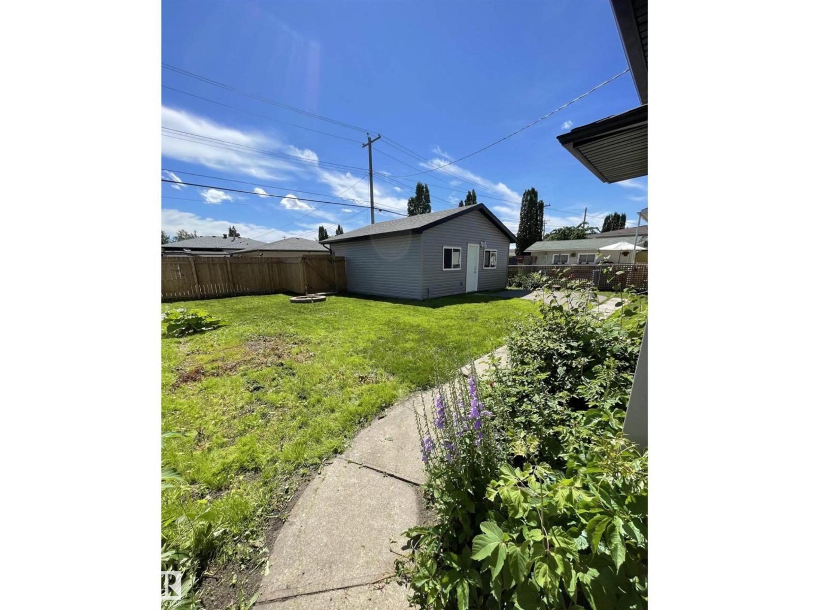 6511 95 AV NW, Edmonton