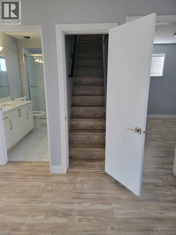 2456 E 19TH AVENUE, Vancouver