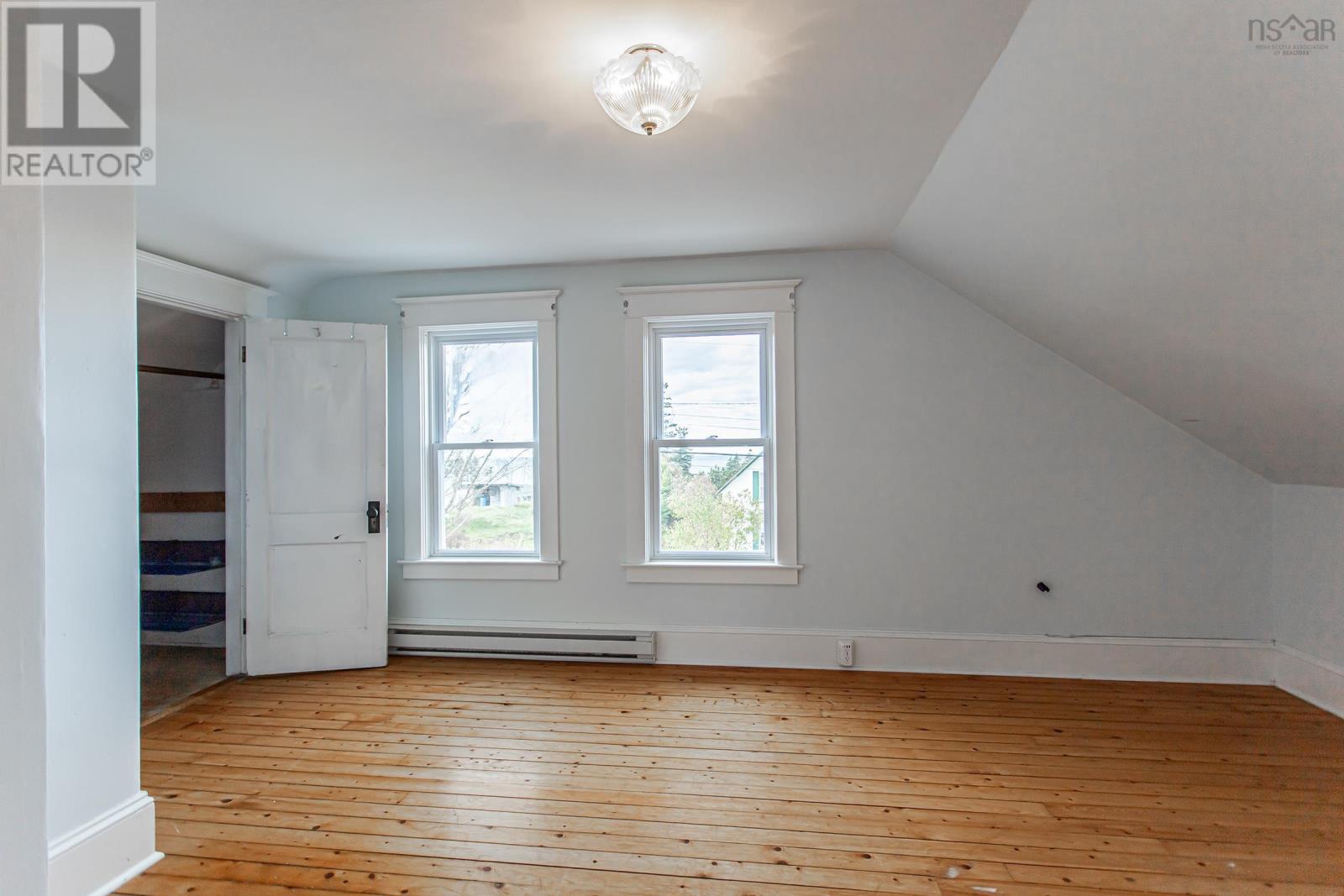 Property 23 of 27 of 2782 Highway 362