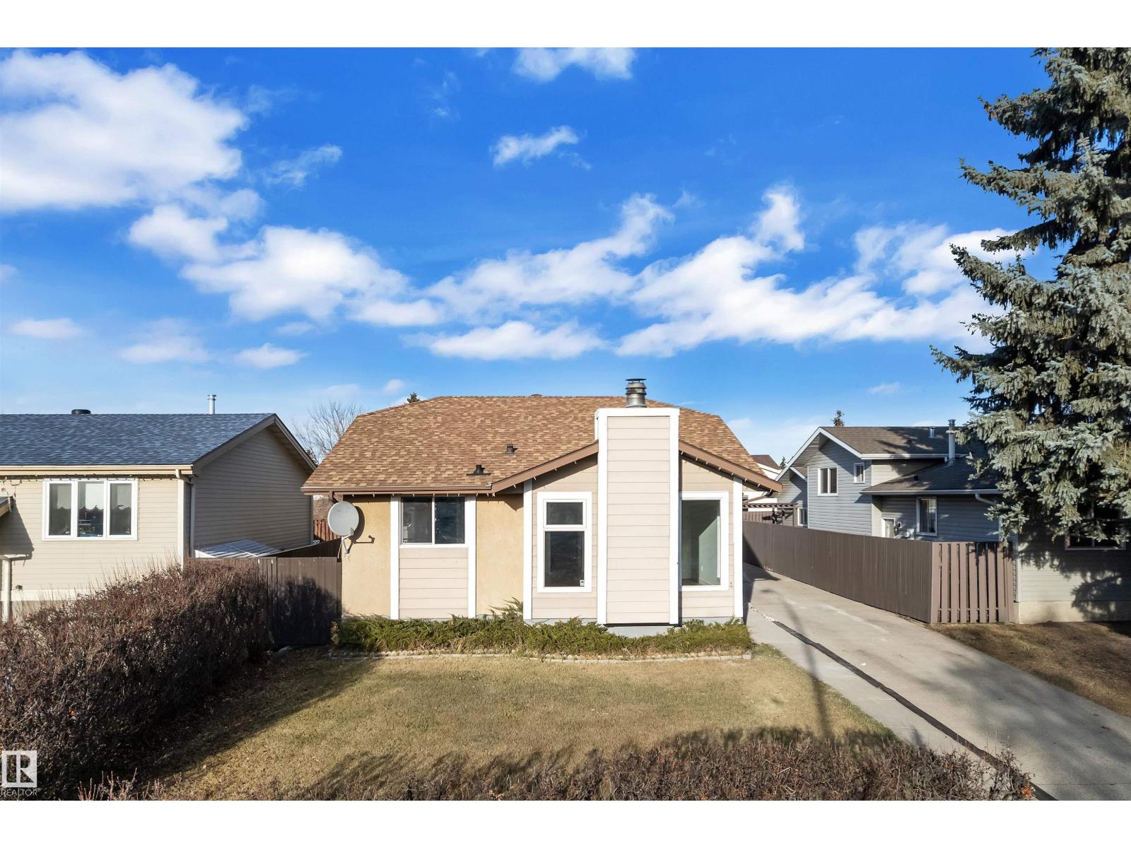 3808 17A AV NW, Edmonton