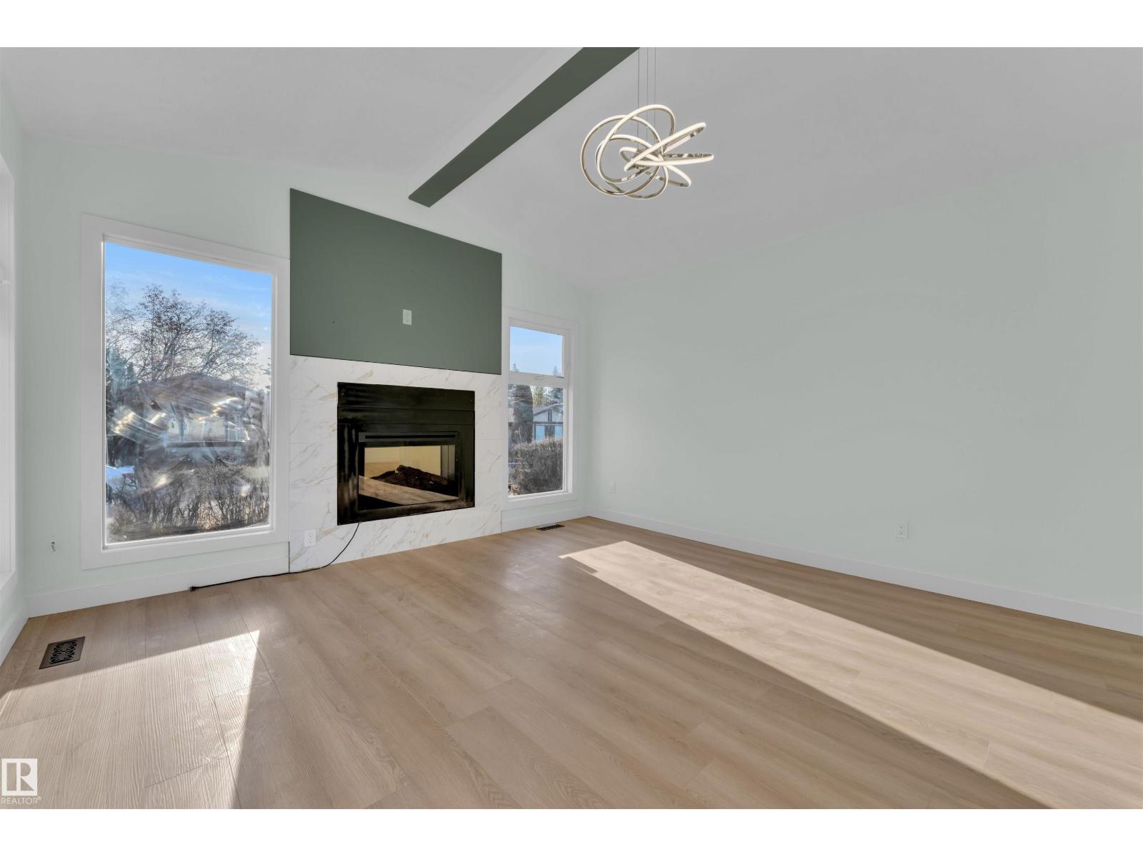 3808 17A AV NW, Edmonton