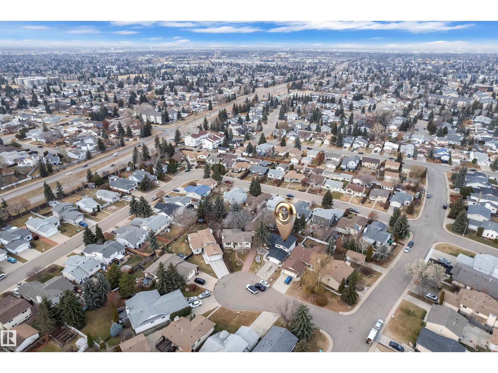 1136 49 ST NW, Edmonton