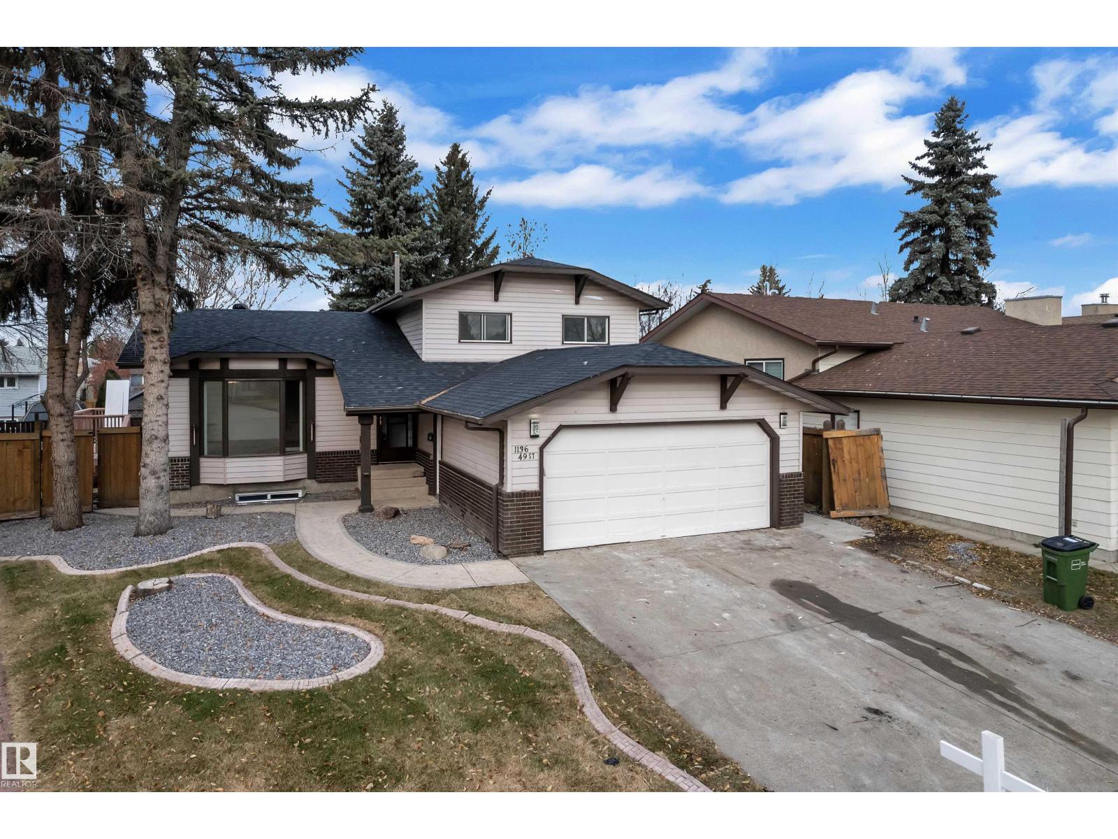 1136 49 ST NW, Edmonton